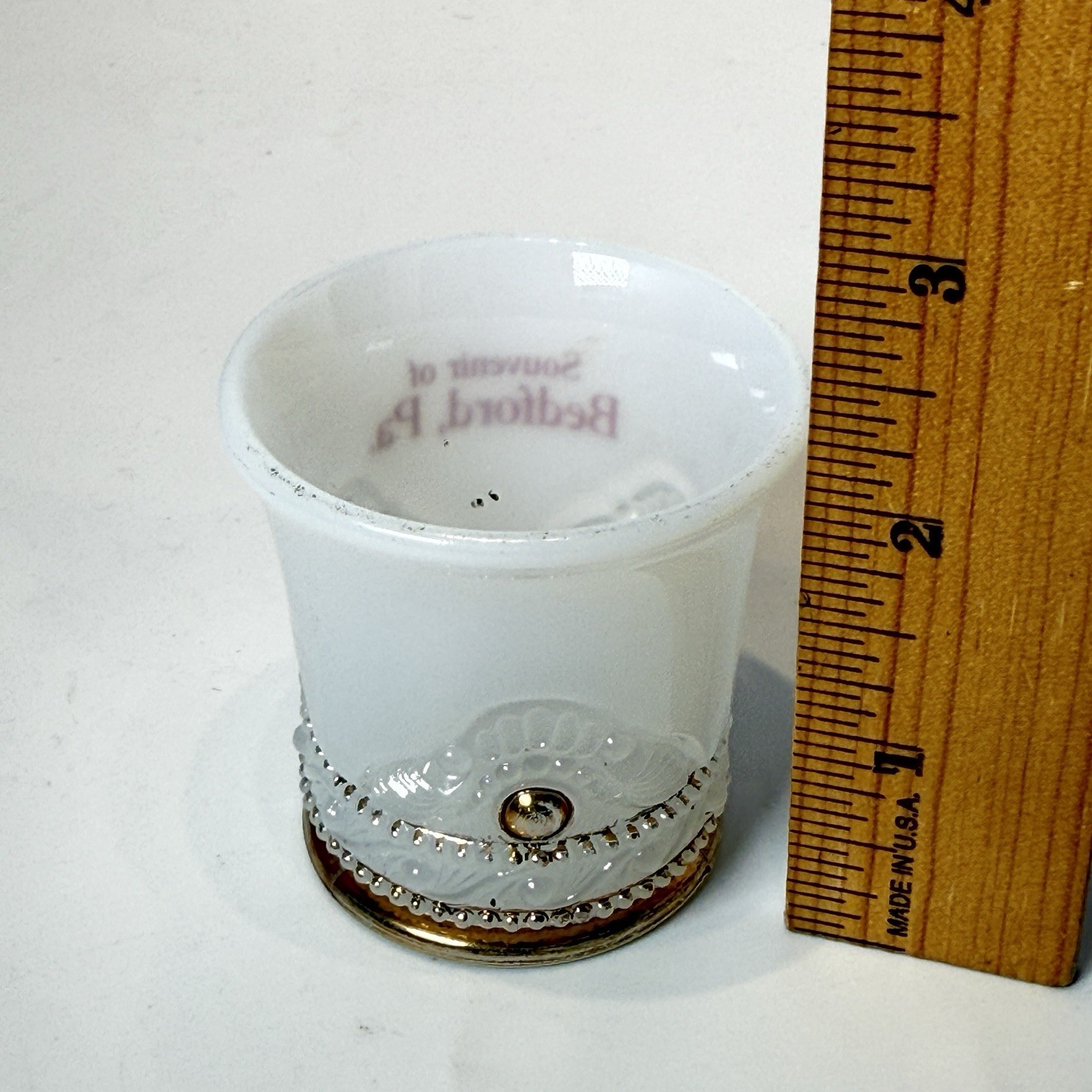 BEDFORD Pennsylvania PA Antique DEPRESSION WHITE MILK Glass Souvenir TRINKET CUP