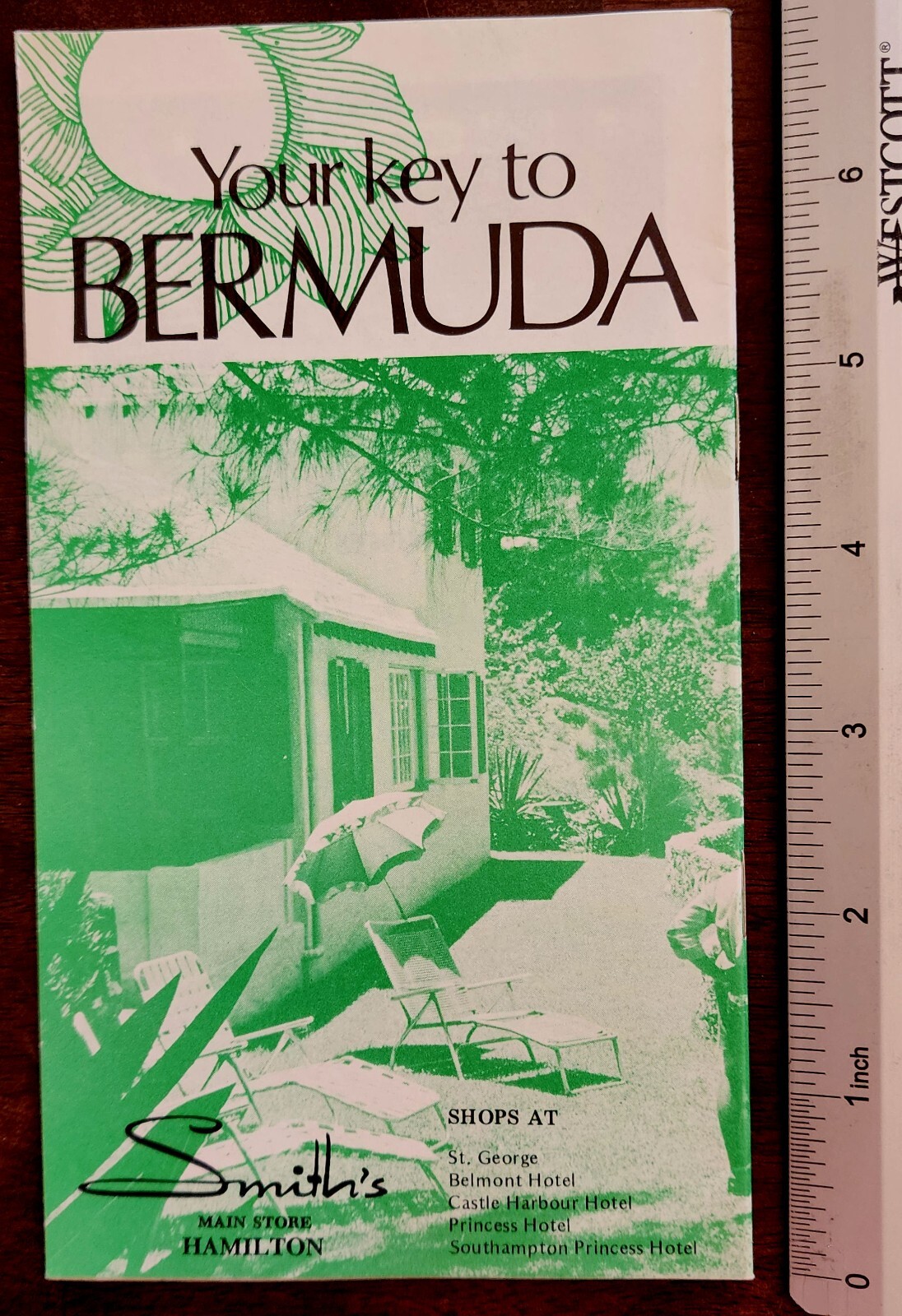 Vintage 1972 Smith’s Your Key to Bermuda Brochure -EUC – 4″x7″ – Info Photos Map