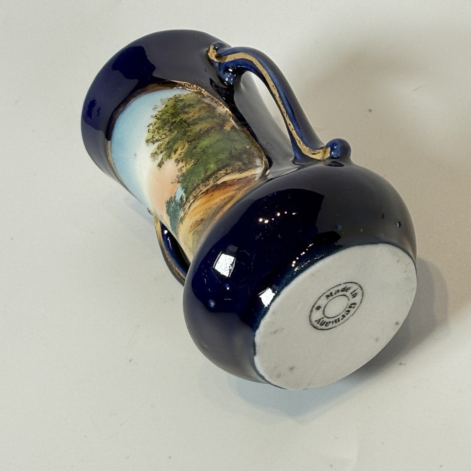 BEVERLY , MASSACHUSETTS MA Antique MINGO BEACH Souvenir Cobalt Trinket Vase