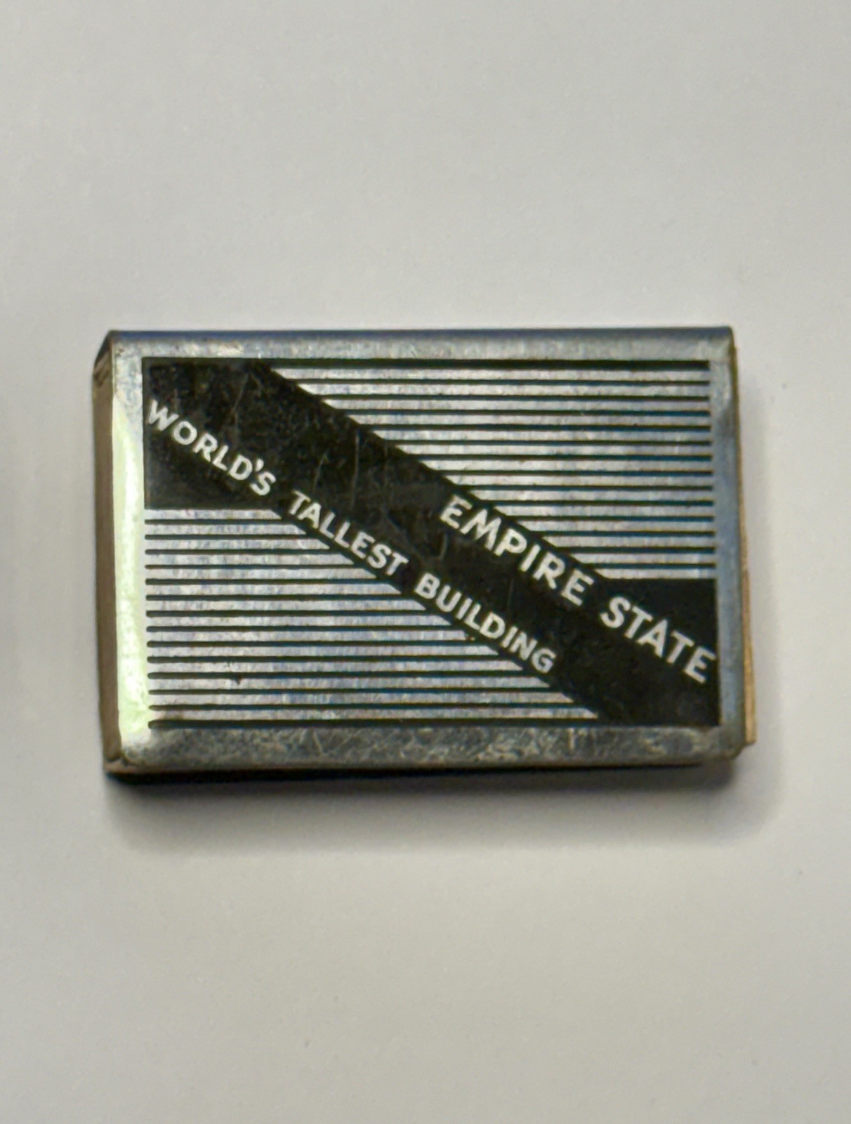 ANTIQUE EMPIRE STATE BUILDING NEW YORK SOUVENIR ART DECO METAL MATCH HOLDER