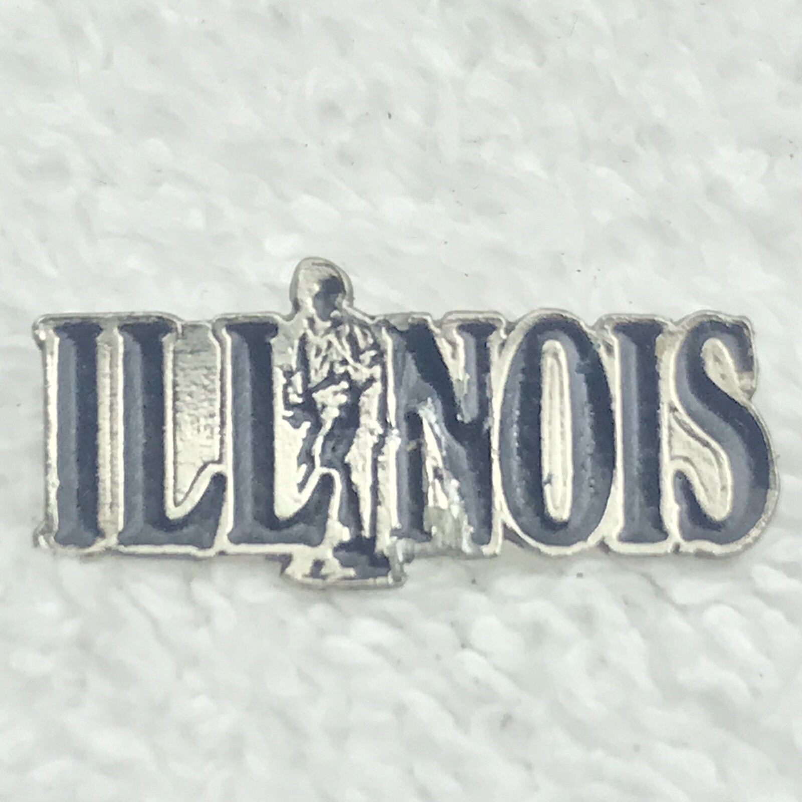 Illinois Pin Vintage Travel Souvenir