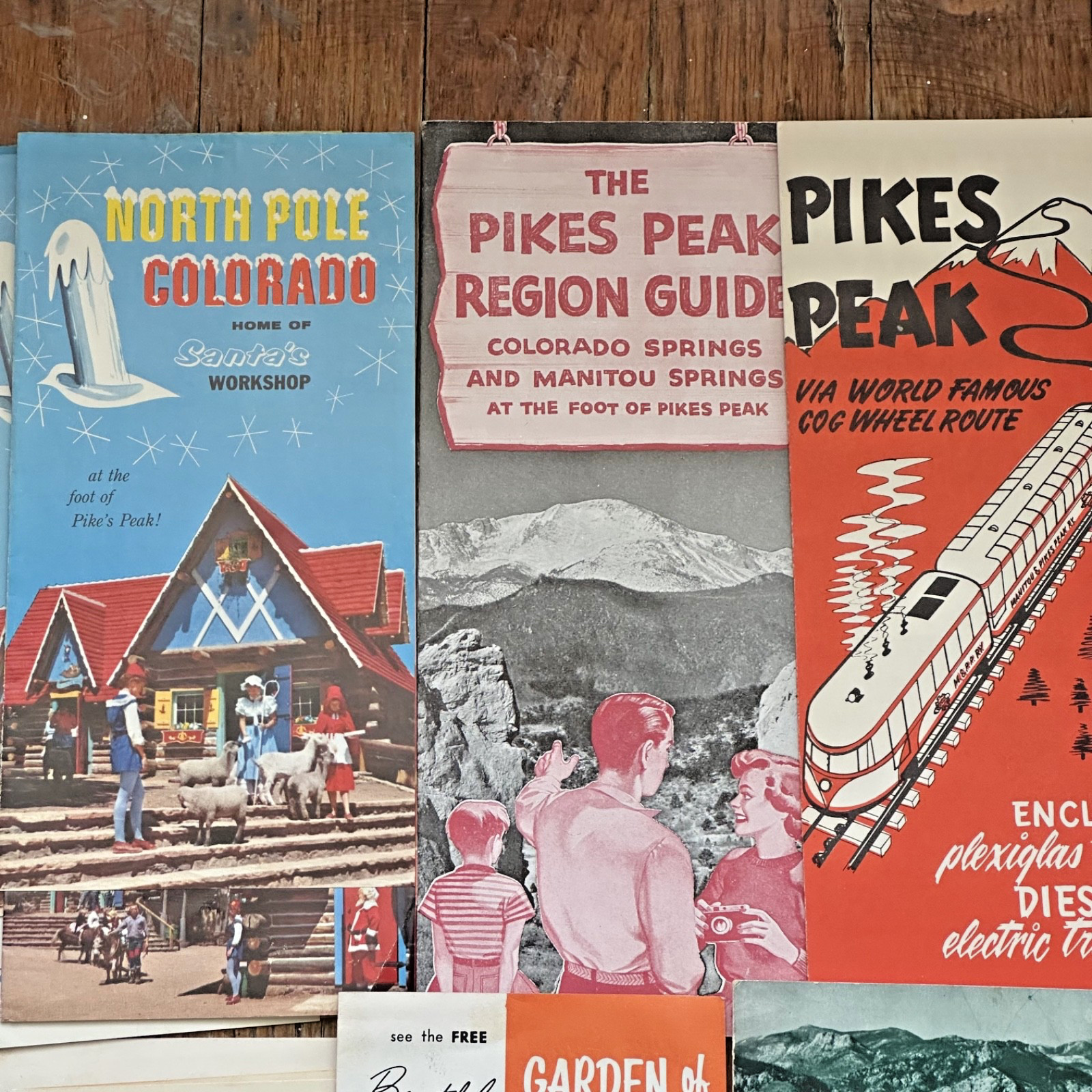 1950s COLORADO Travel Brochures Guides Pikes Gorge Ghost Aspen Miracle Lot of 29