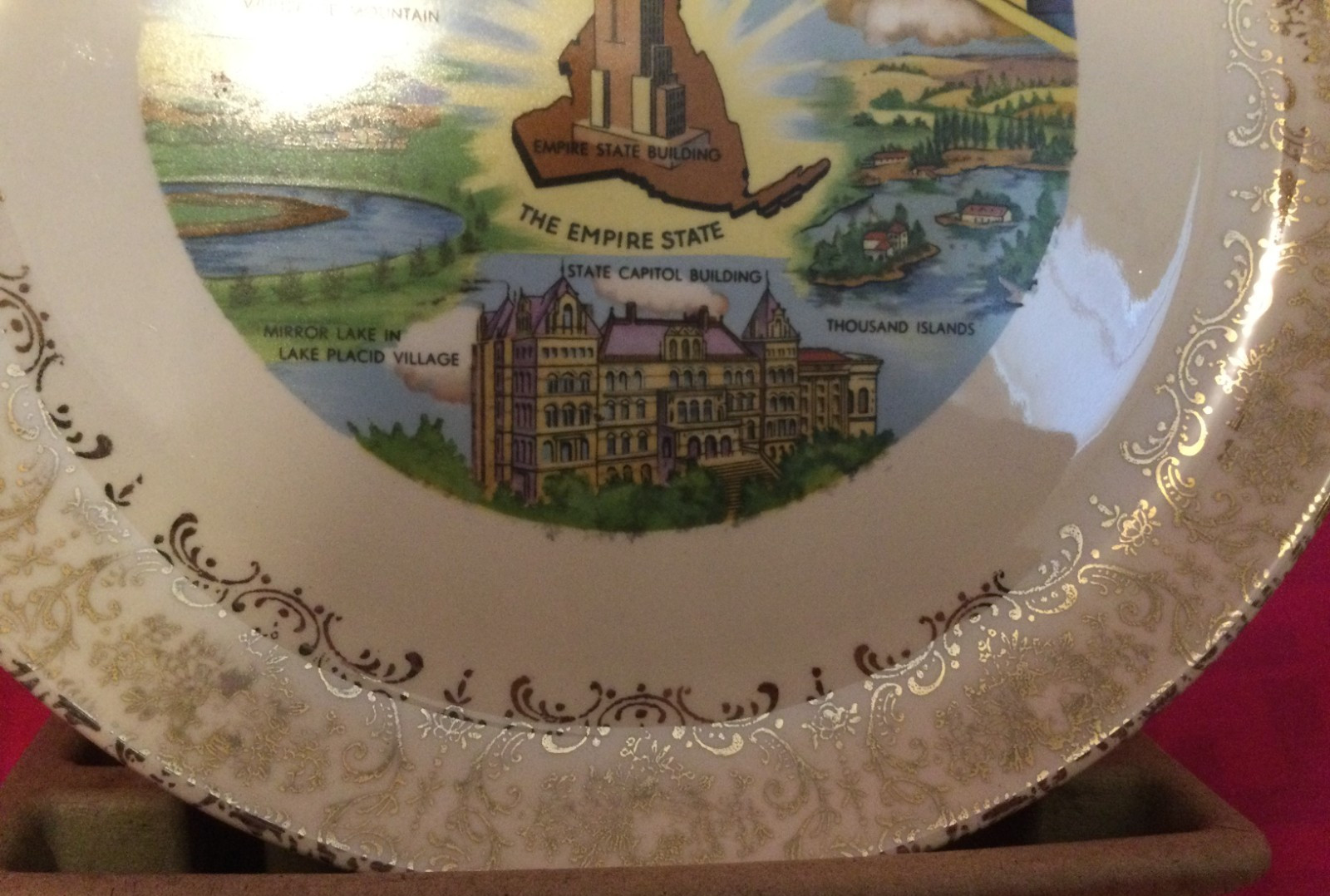 Vintage New York State Souvenir Plate Gold Inlay Trim Collectible 9 in