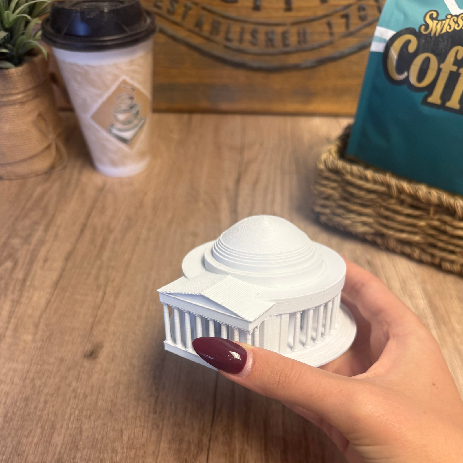 Thomas Jefferson Memorial Statue – Washington D.C. Historical Landmark Souvenir