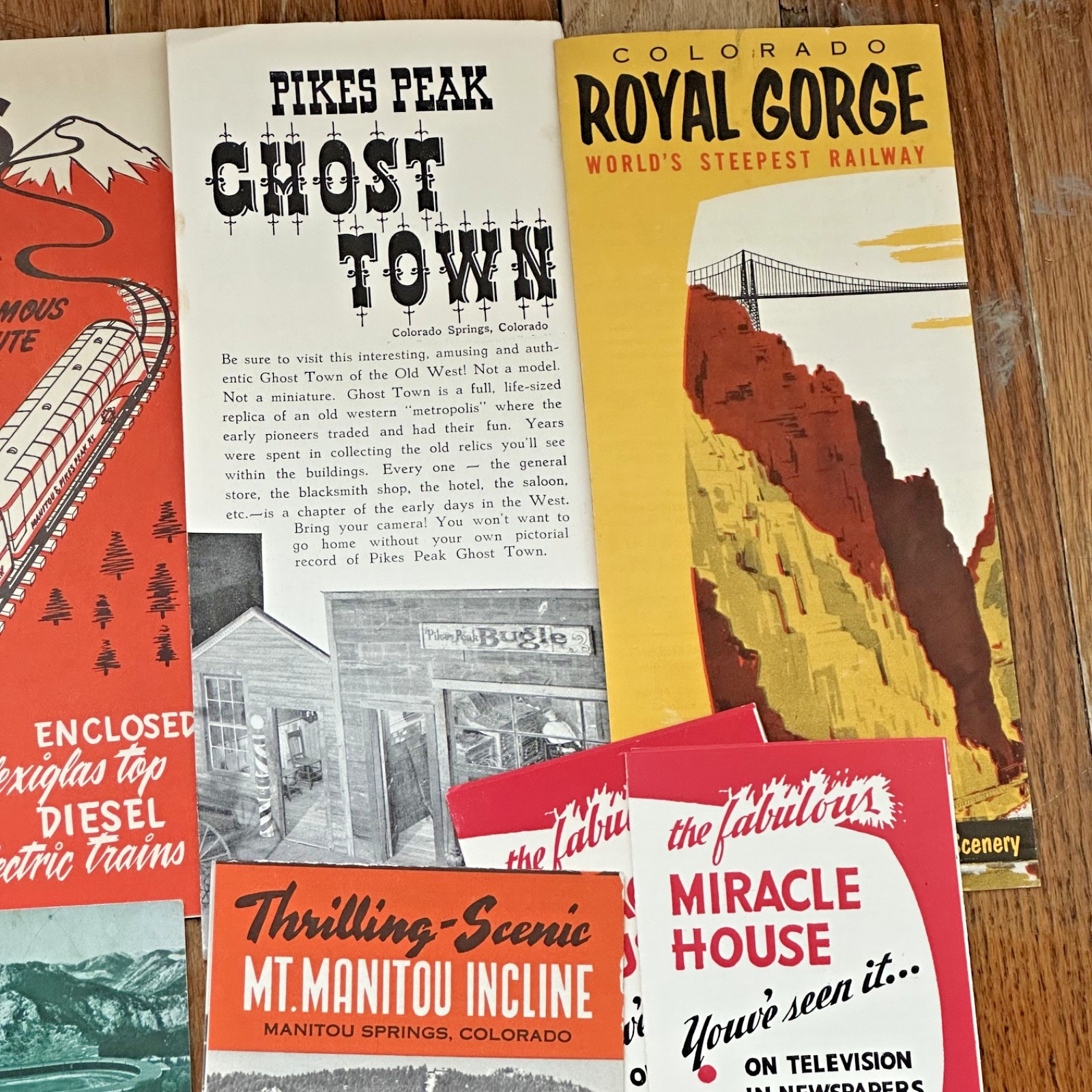 1950s COLORADO Travel Brochures Guides Pikes Gorge Ghost Aspen Miracle Lot of 29