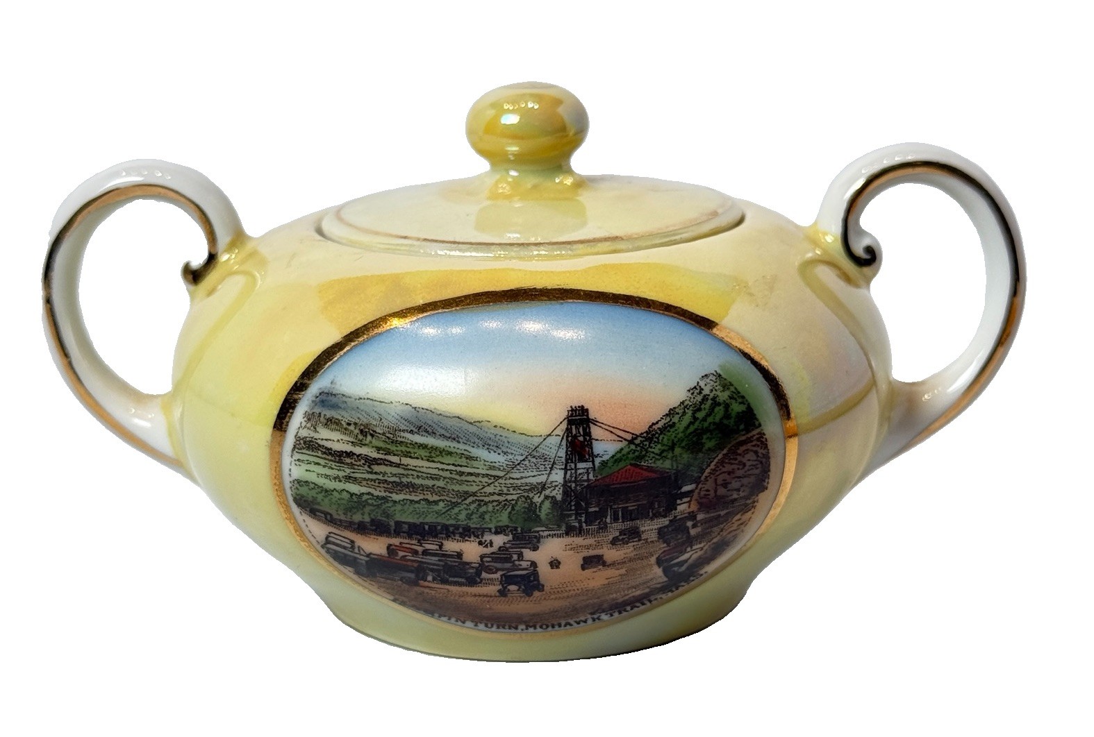 MOHAWK TRAIL MA Massachusetts Souvenir HAIRPIN TURN Porcelain TRINKET JAR