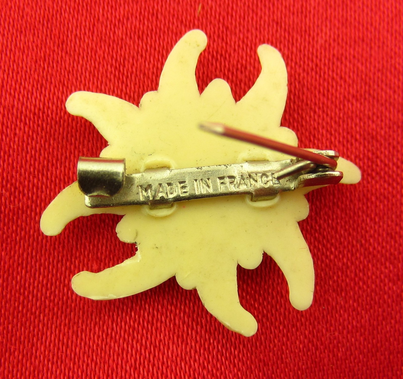 Vintage EIDELWEISS Pin Brooch MADE IN FRANCE National Flower Austria Switzerland