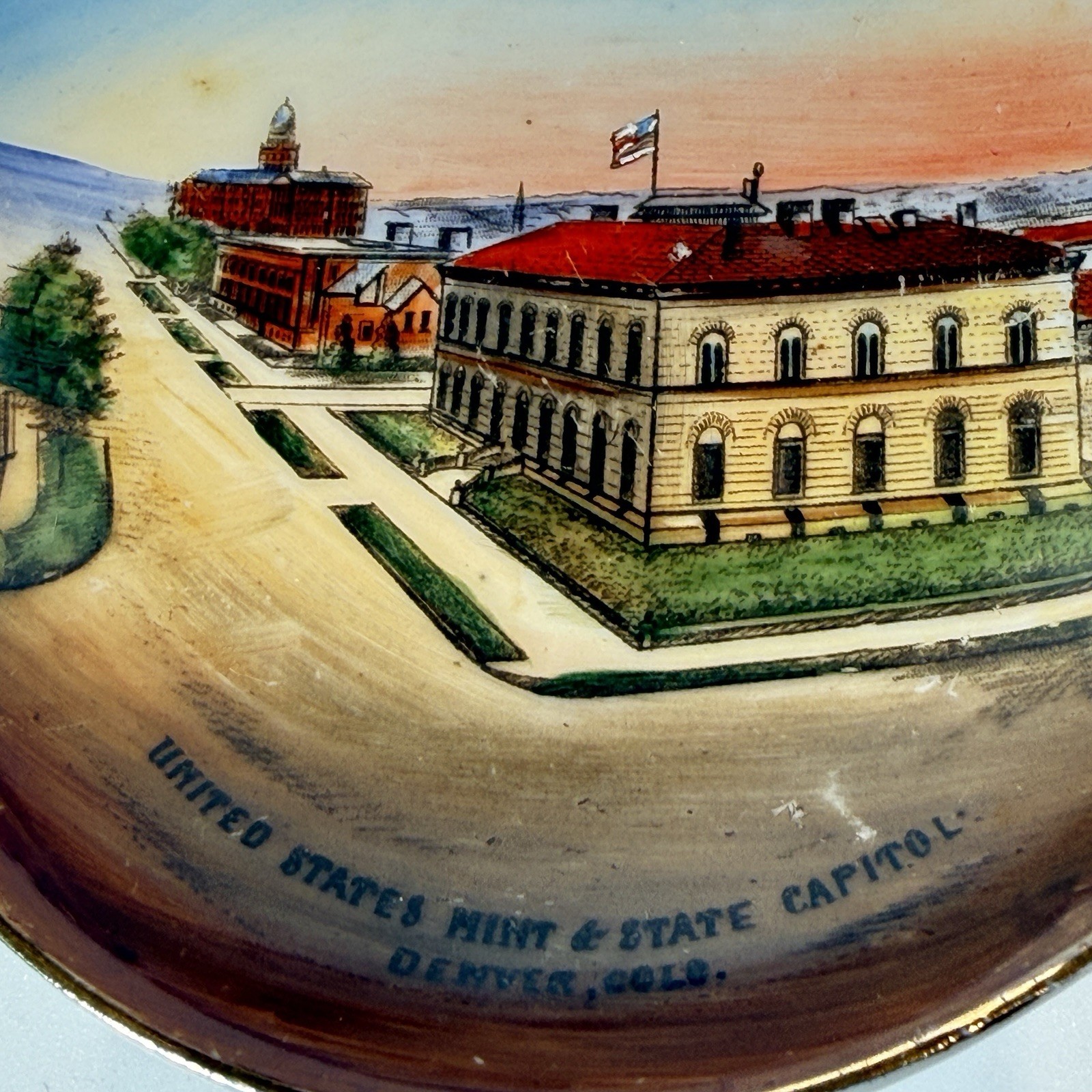 DENVER COLORADO CO Antique US MINT & CAPITOL Painted Souvenir TRINKET PLATE