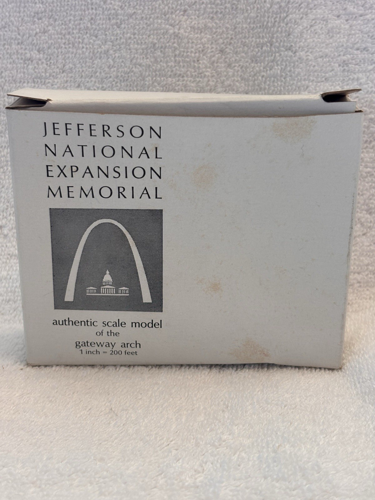 Vintage St. Louis Jefferson National Expansion Memorial Gateway Arch Model