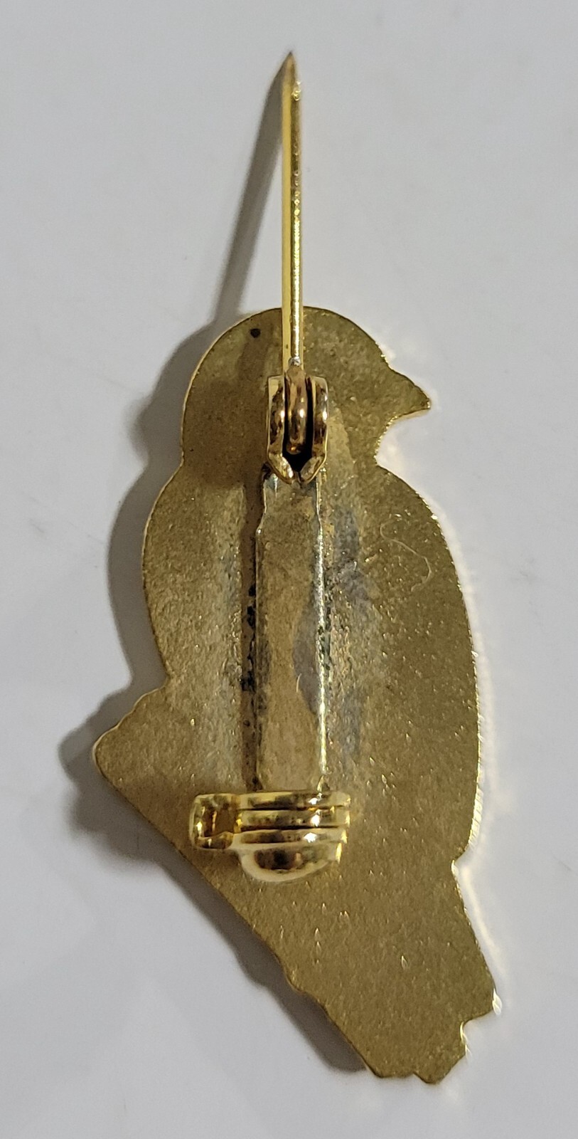 Vintage Iowa Goldfinch Pin Souvenir Enamel On Gold Tone Metal Jacket Lapel Hat