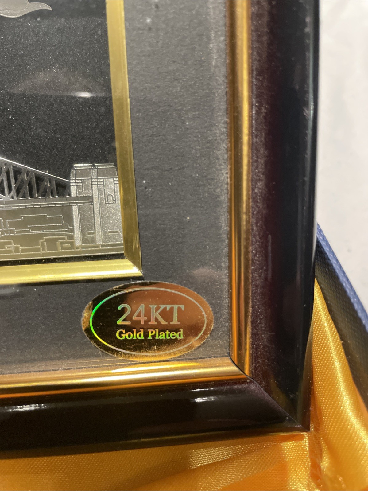 Sydney Opera House Australia 24 K T Gold Plated Frame , Souvenirs Collectible