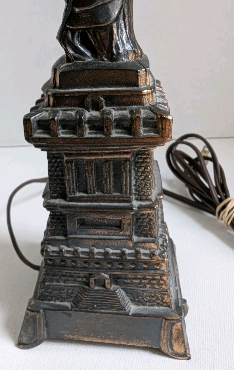 VTG Metal Statue of Liberty Lamp Figurine Bronze Copper NightLight NYC Souvenir