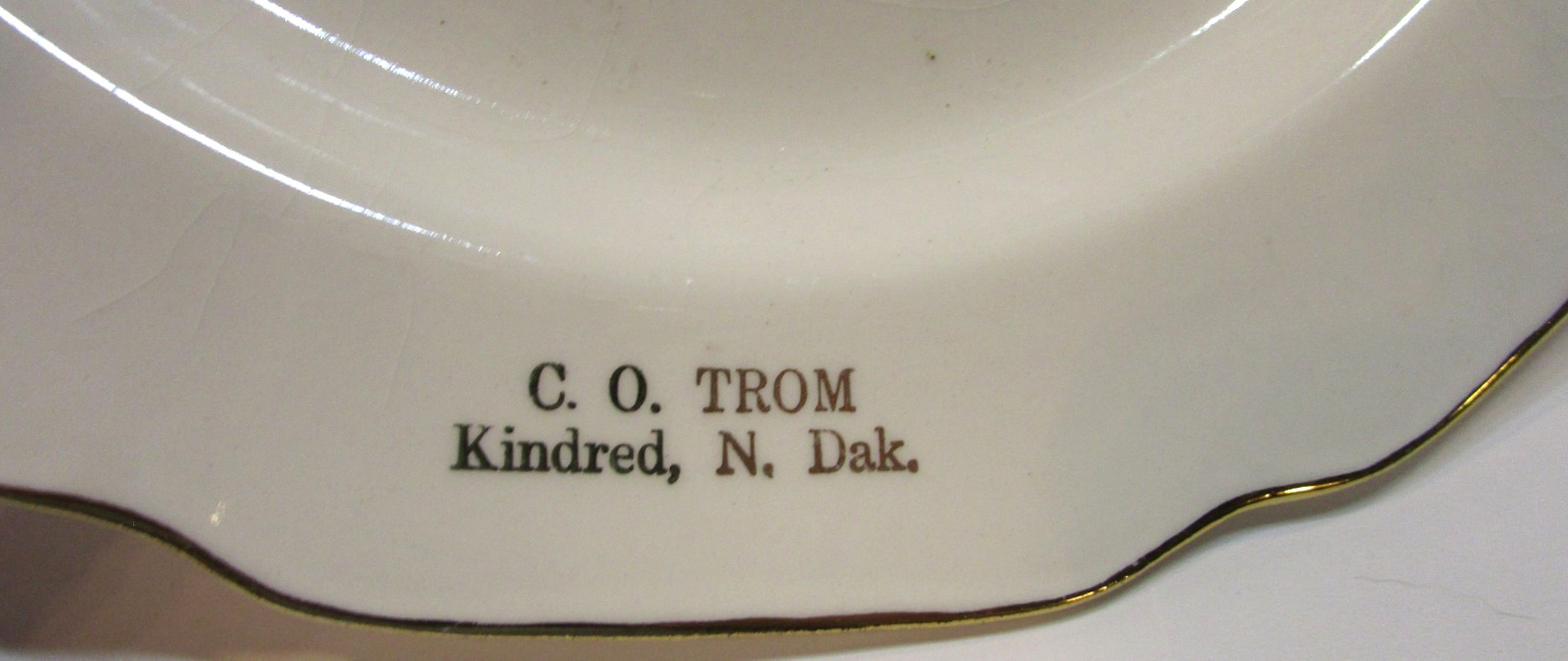 Vintage 1957 Trom Kindred ND Farm Implement 10″ Sabina Line 22 K Calendar Plate