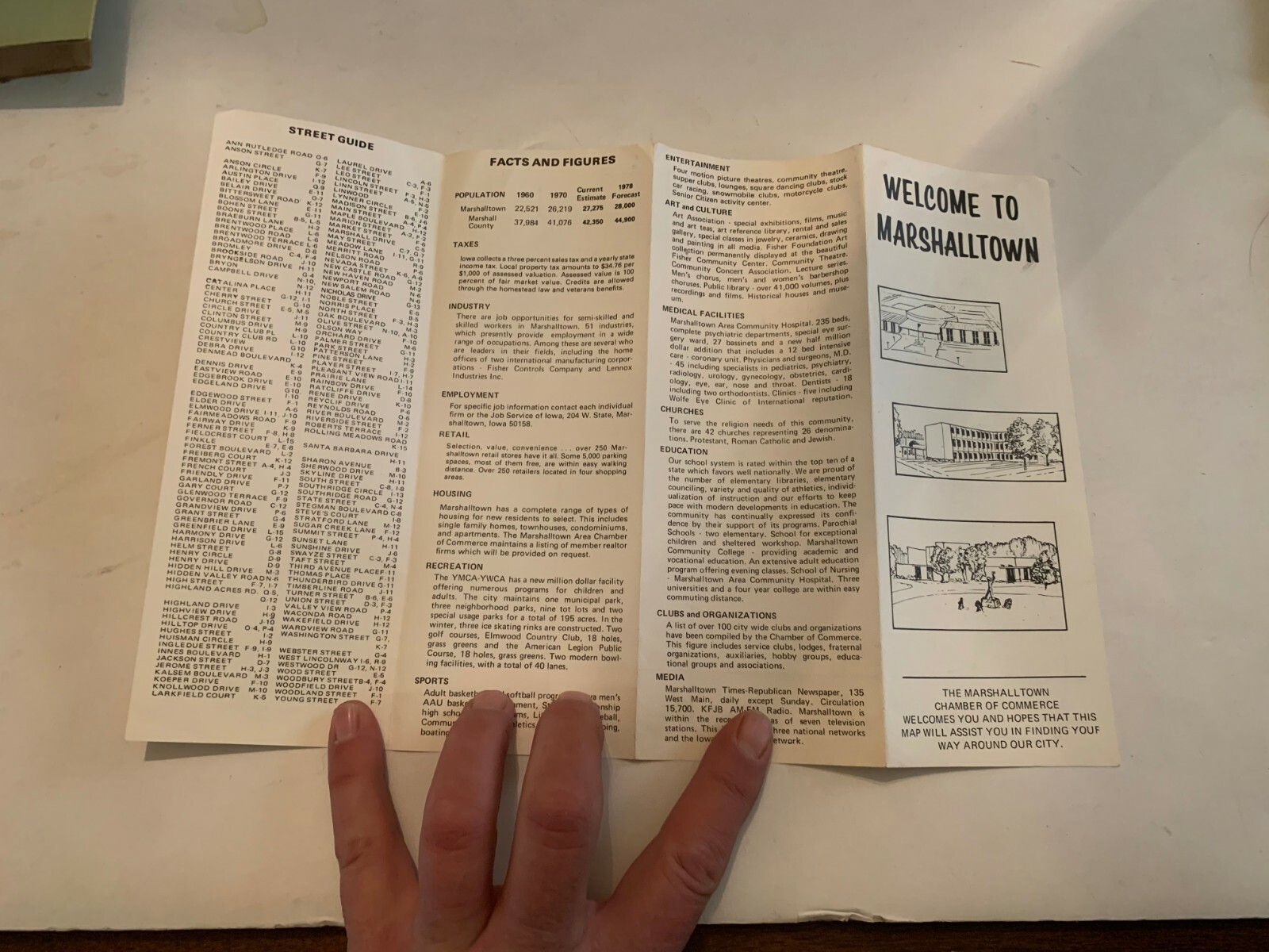 Vintage 1970’s Welcome To Marshalltown Iowa Brochure