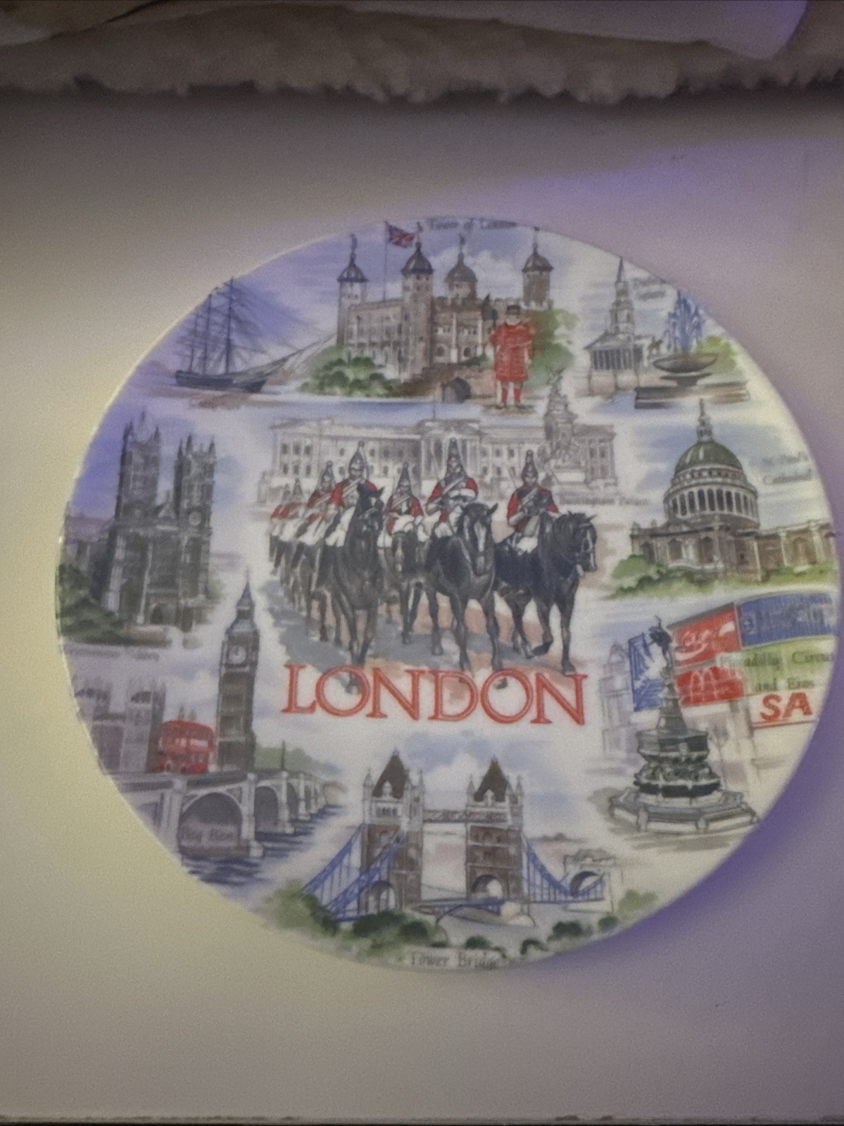 Lambert Souvenirs Souvenir Plate London