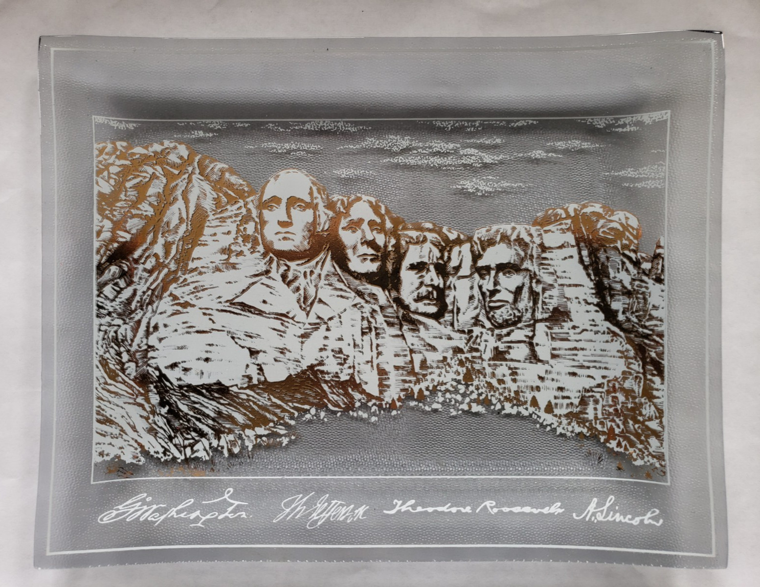 Vintage Mt Rushmore Souvenir 9in x 7in Glass Tray
