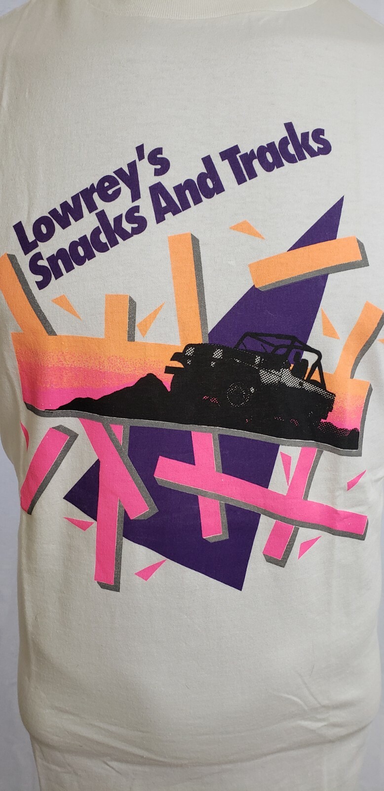 Vintage Mid-1980’s Lowrey’s Snacks & Tracks Graphic T-shirt Sz Large Short Sleev