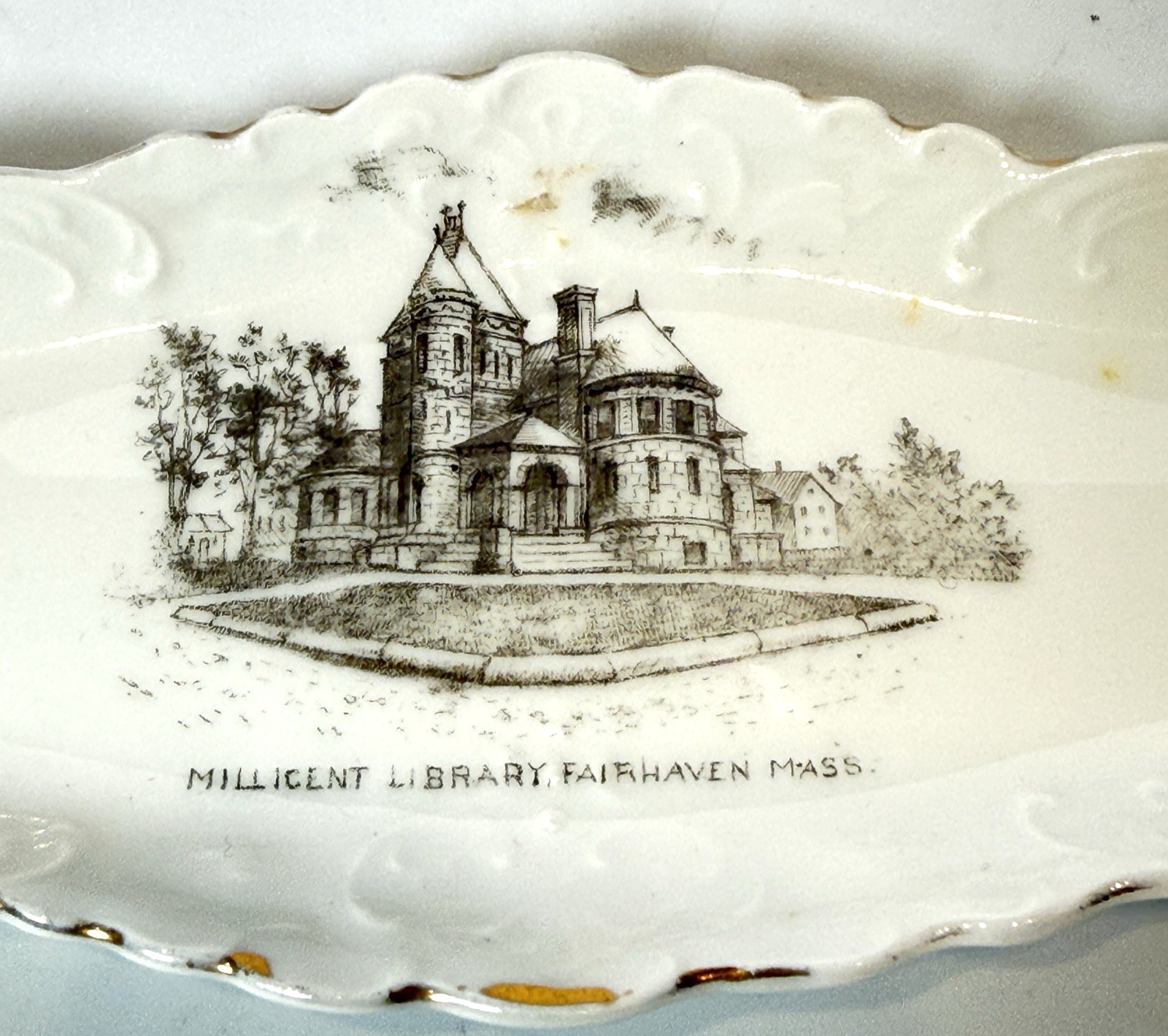 FAIRHAVEN MA Massachusetts MILLICENT LIBRARY Souvenir Porcelain Trinket DISH
