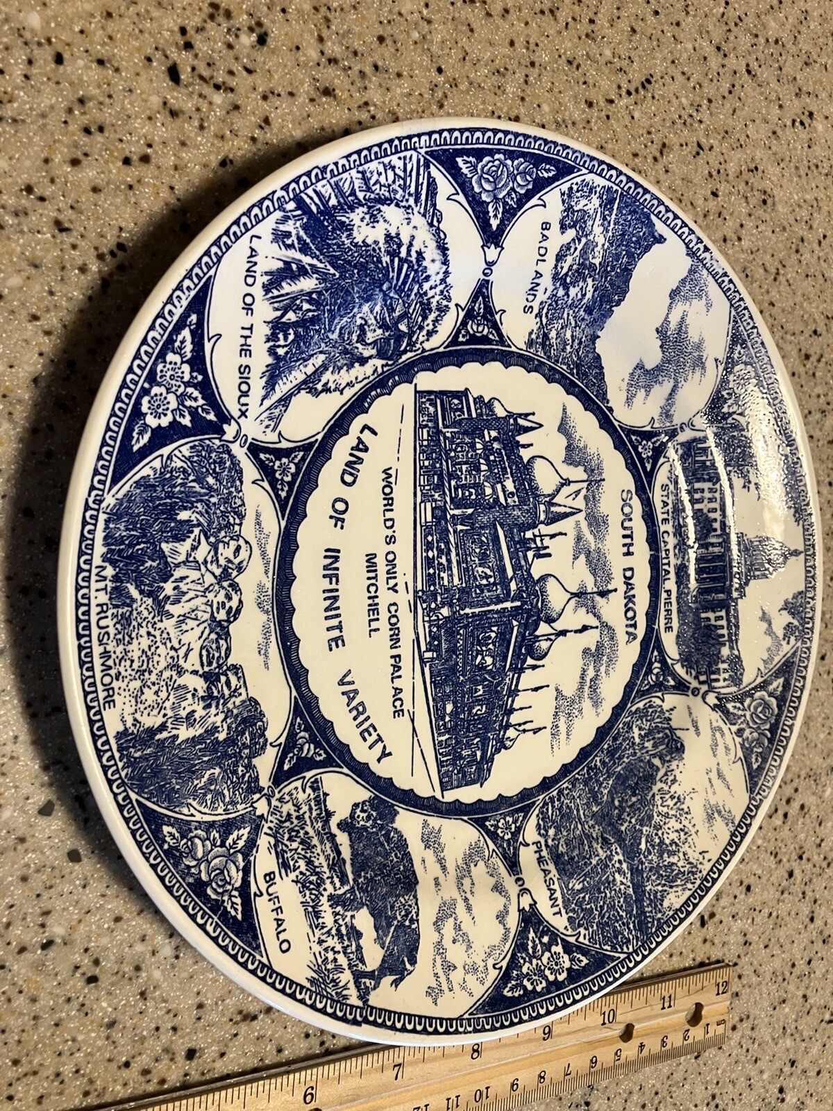 Vintage Worlds Only Corn Palace Mitchell South Dakota Souvenir Plate 9 In Wide