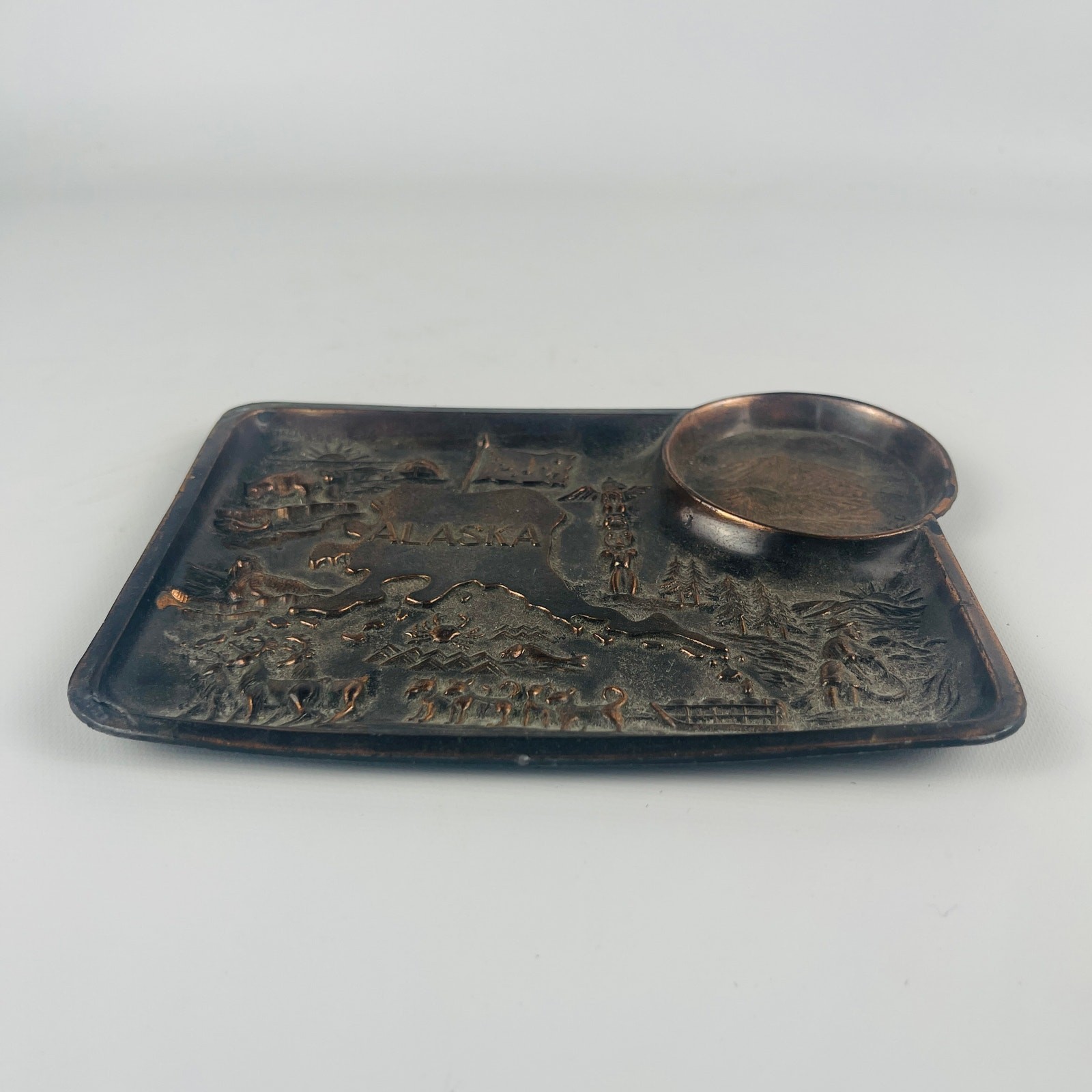 Vintage Alaska Mt. McKinley 20,320 Metal Souvenir Dish Copper Tone