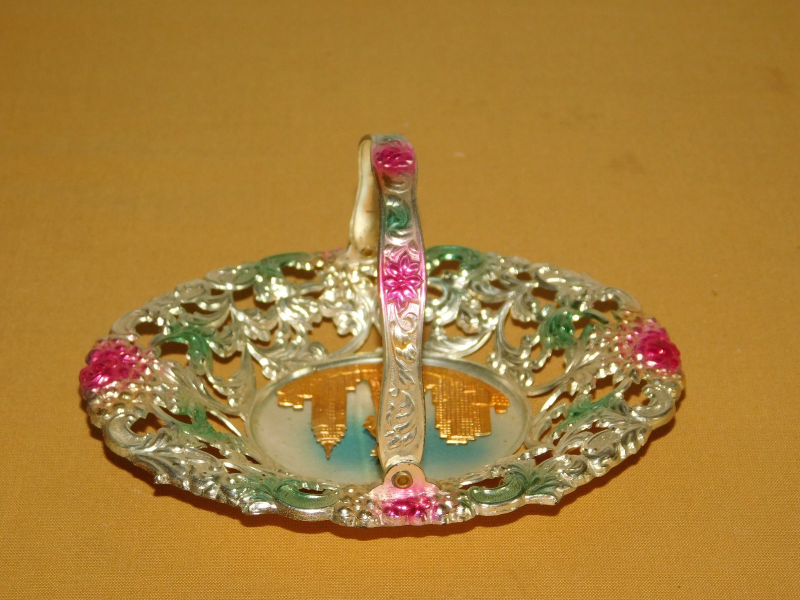 VINTAGE KT NEW YORK CITY STATUE OF LIBERTY EMPIRE STATE BLDG METAL HANDLED TRAY