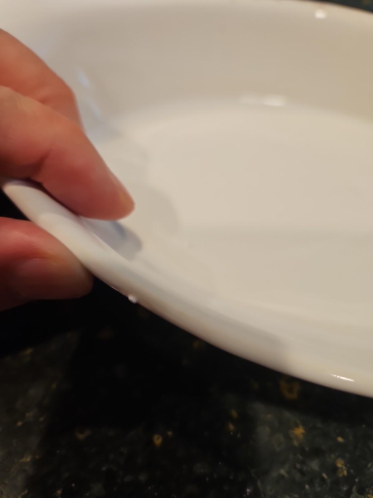 “OVEN PROOF” MADE IN JAPAN OVAL 9″ SERVING DISH White No Speckle Stone Ware