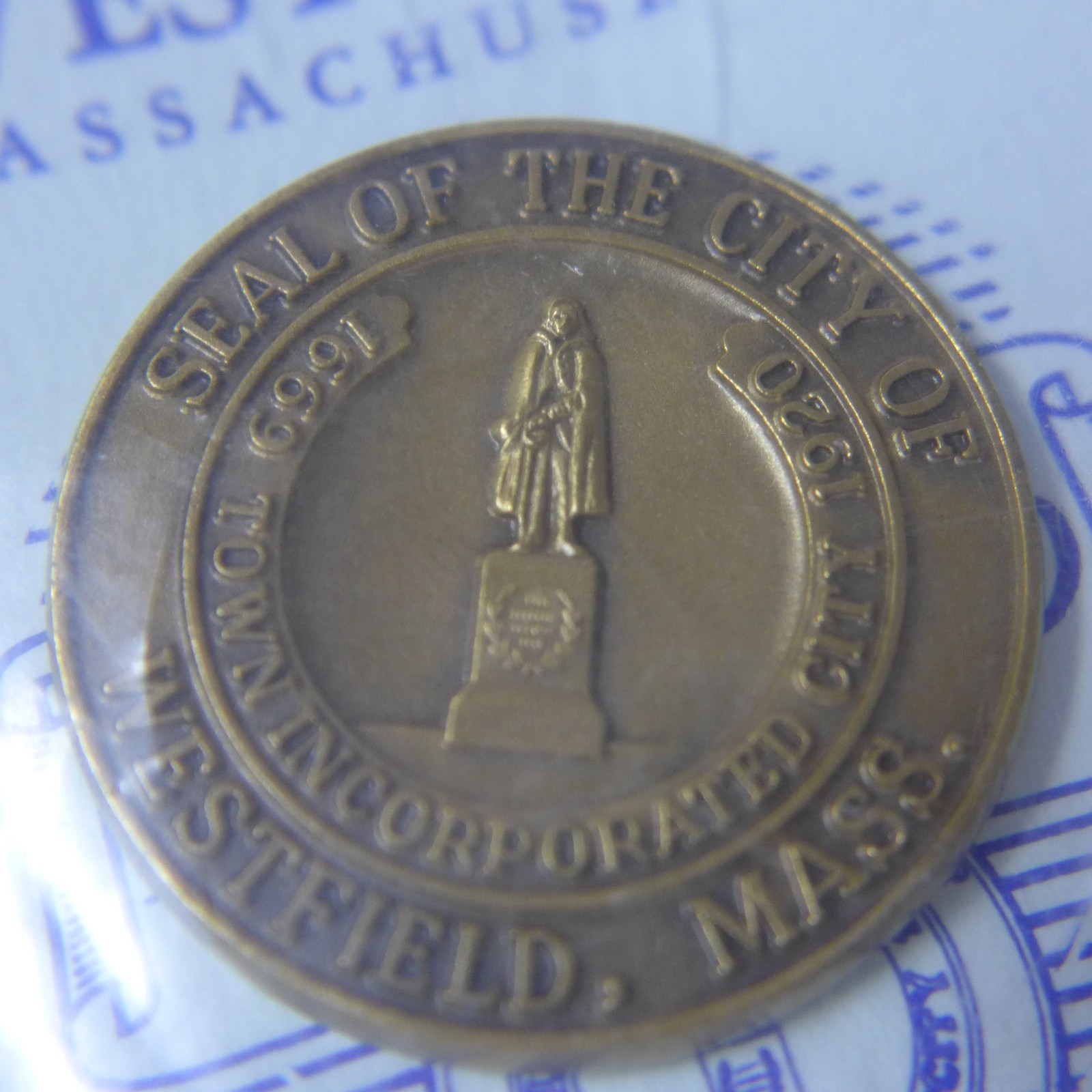 WESTFIELD MASS VINTAGE 1969 TRI-CENTENNIAL SEAL OF CITY OF WESTFIELD TOWN MEDAL