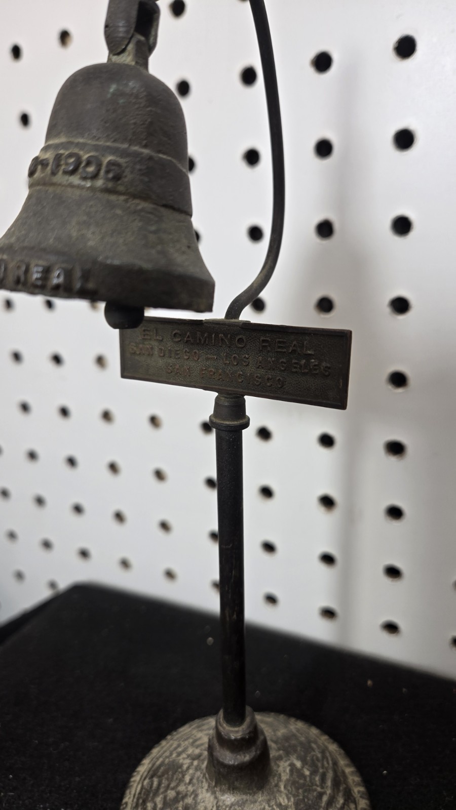 El Camino Real Kings Highway Mission Bell Souvenir Guide Post Marker 1914