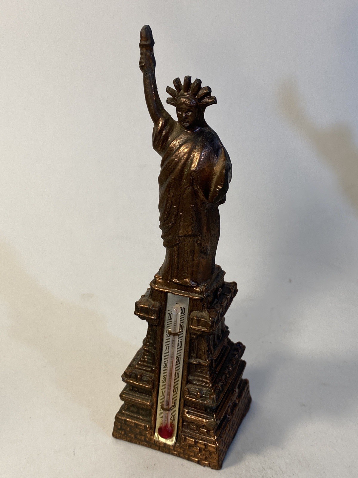 Vtg Statue of Liberty Thermometer Figurine 6″ Brass Tone Metal Made in Japan