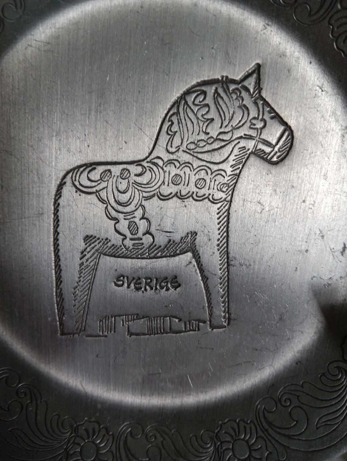Vintage Sweden Dala Horse 5″ Metal Trinket Dish