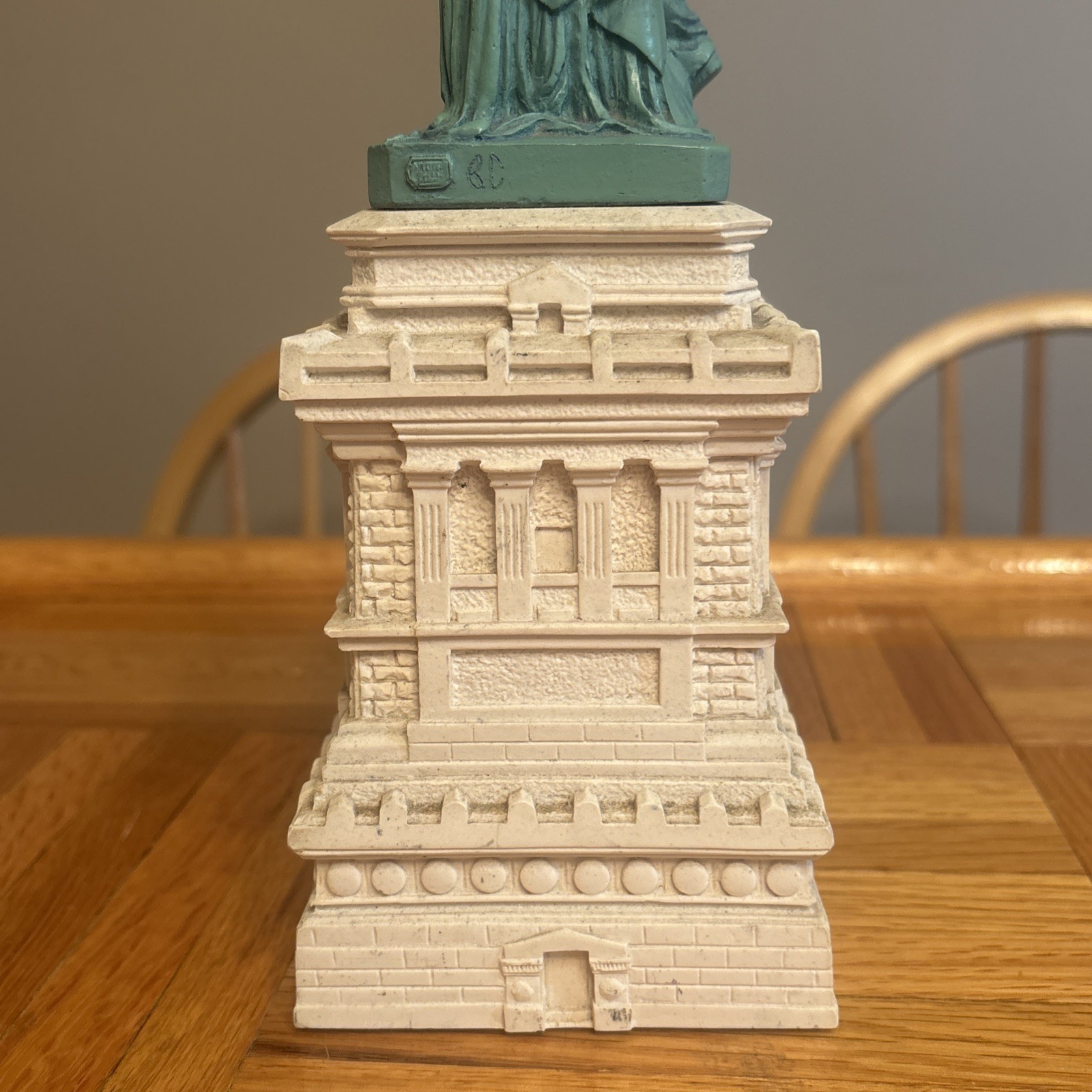 1982 SL / EIF. INC Vintage 15” Lady Statue of Liberty 1984 Wang Jida New York