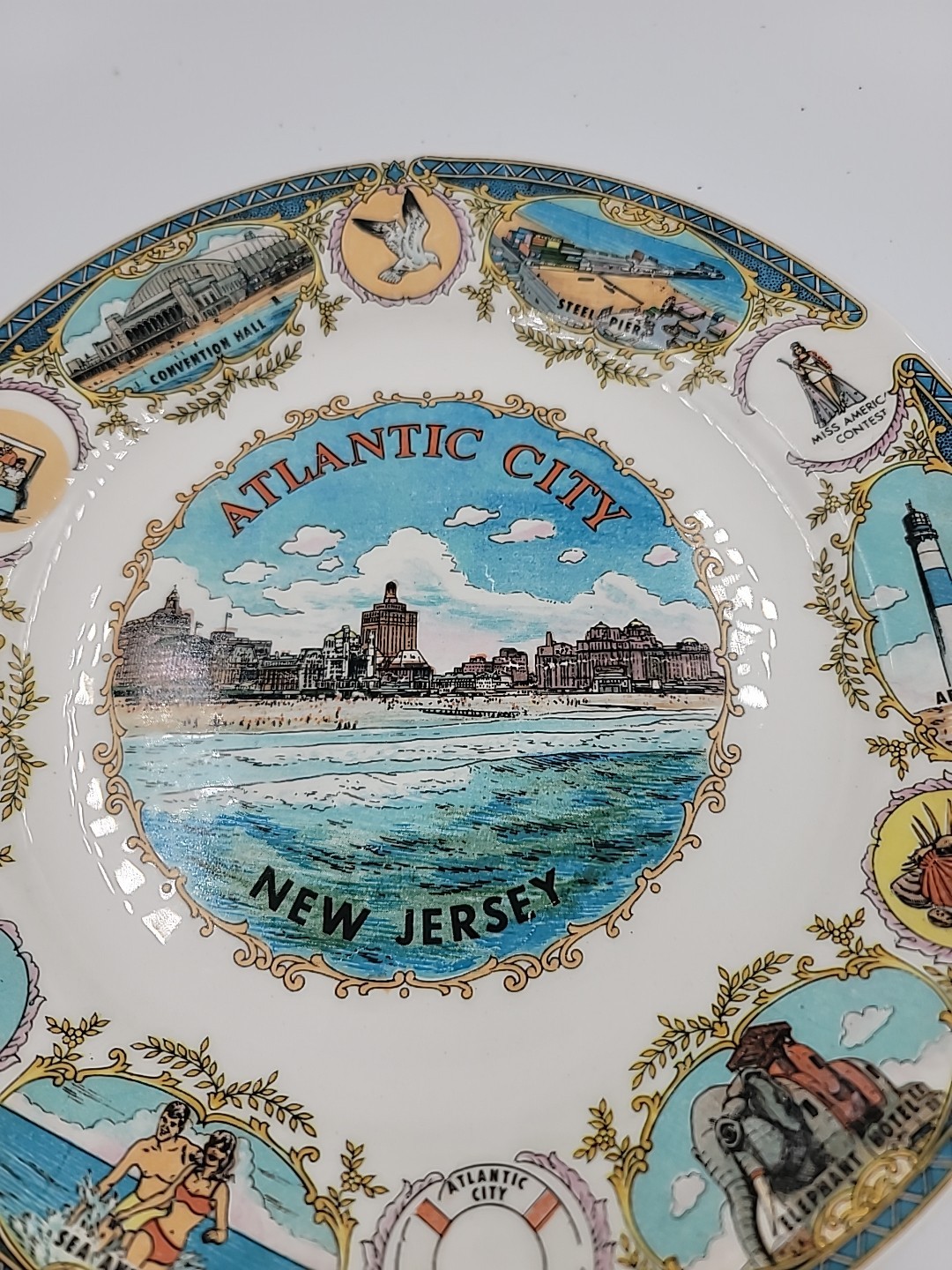Vintage Atlantic City New Jersey Souvenir Collector Plate Steel Pier Absecon 9″