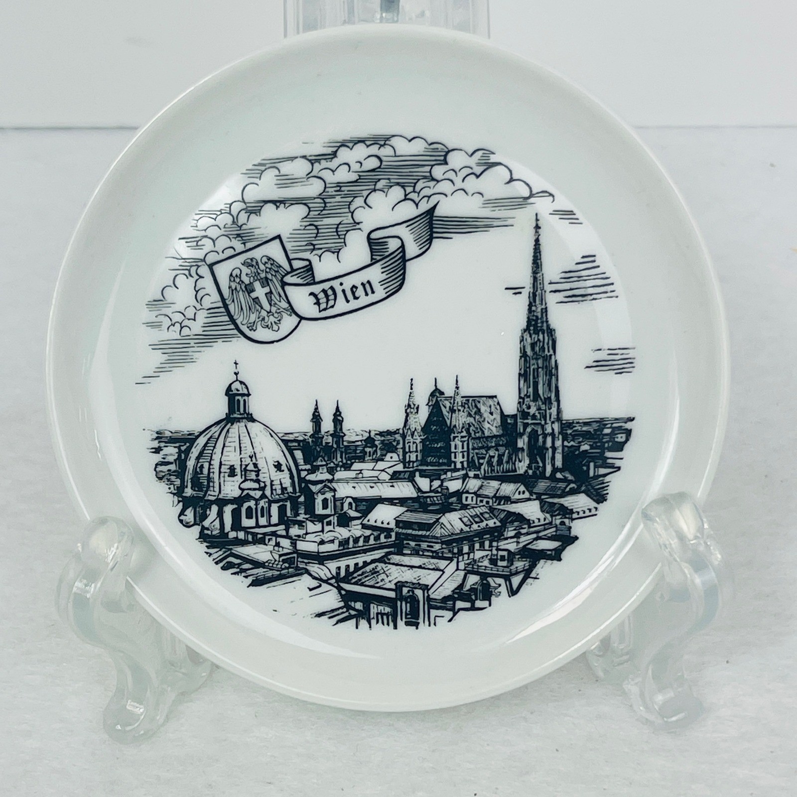 Hassenpflug Handarbeit Wien Vienna Souvenir Plate Black White Skyline 4 Inch