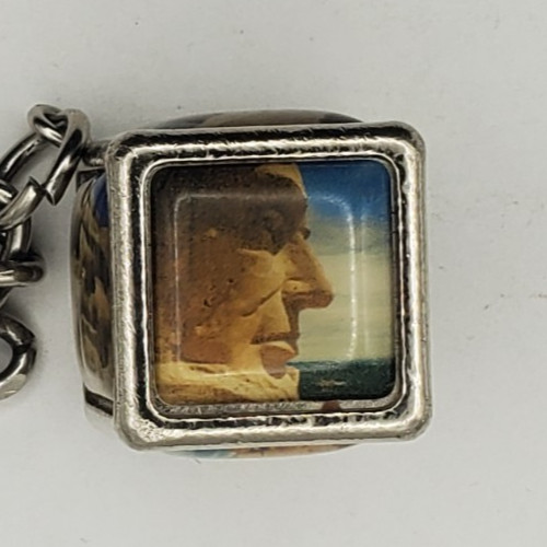 Mount Rushmore South Dakota Souvenir Metal Dice Keychain Keyring with Claw