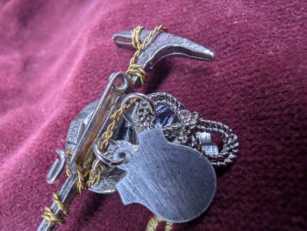 Women’s Unbranded Brooch One Size Silver Green Zermatt Souvenir
