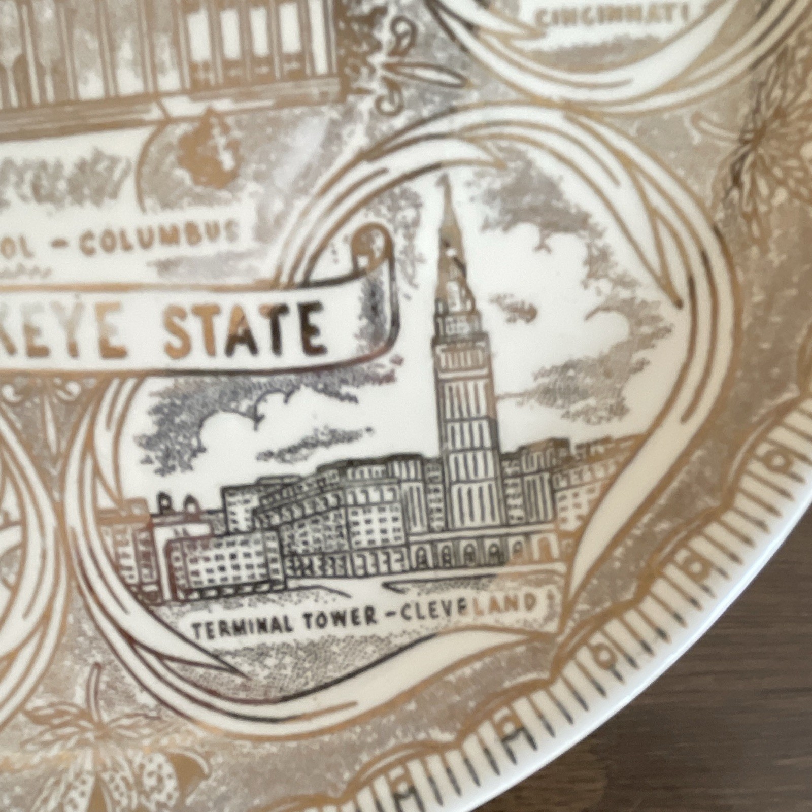 Gold Ohio “The Buckeye State” Souvenir Plate with State Landmark Scenes