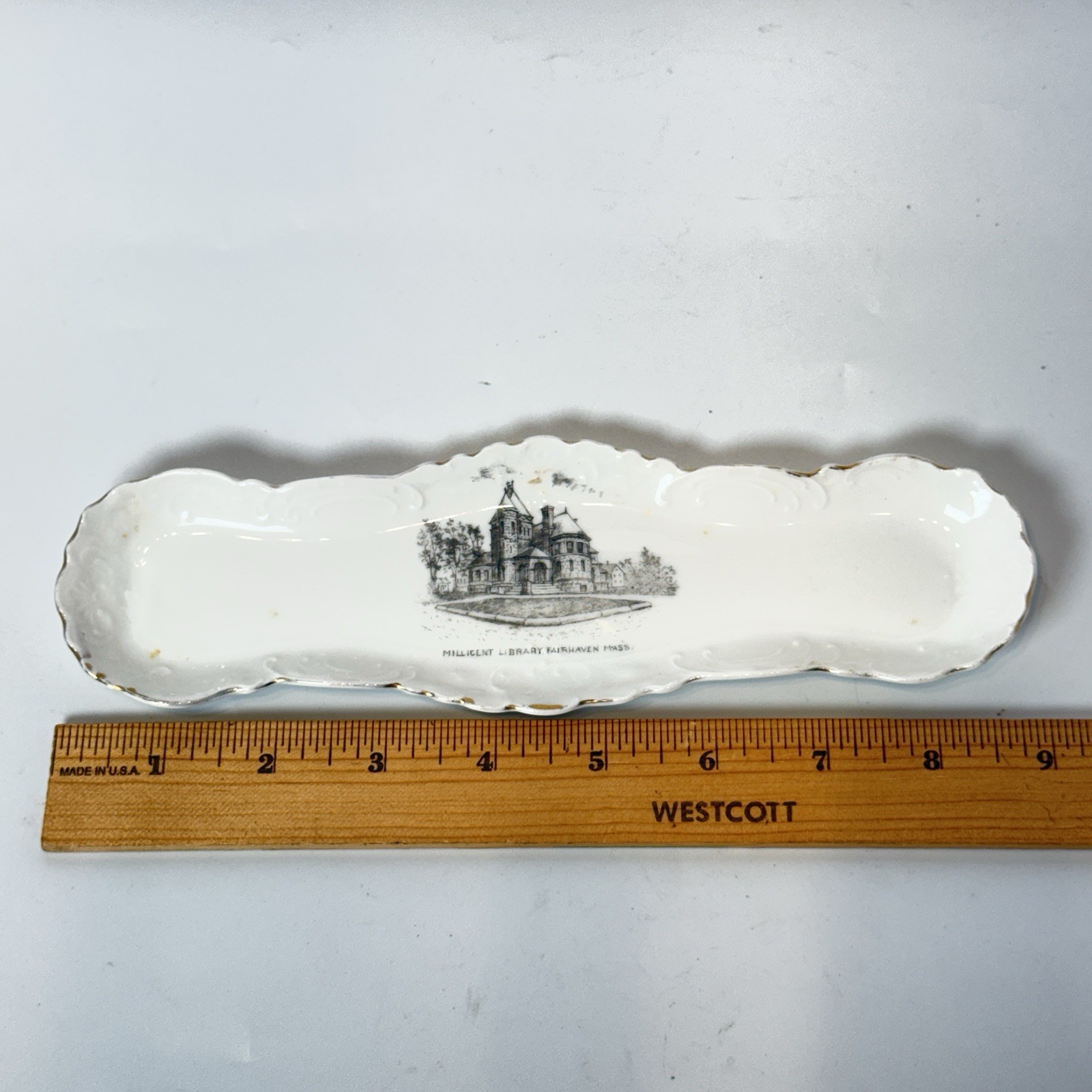 FAIRHAVEN MA Massachusetts MILLICENT LIBRARY Souvenir Porcelain Trinket DISH