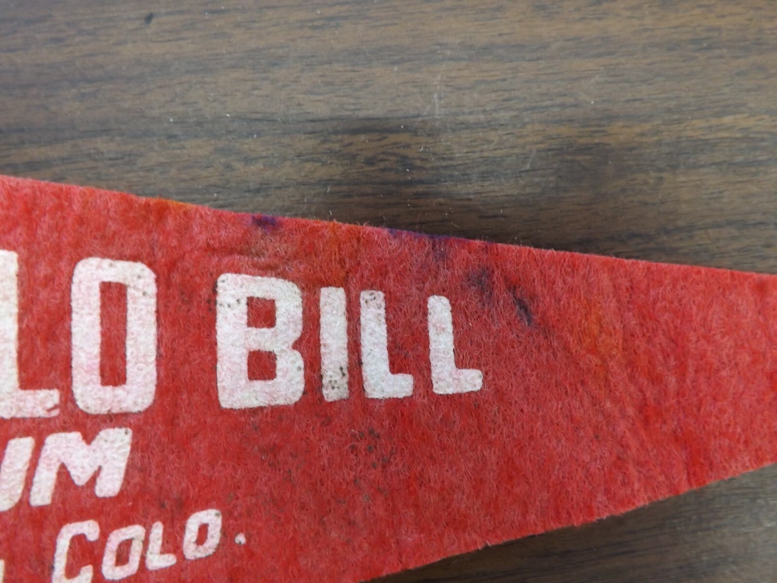 VINTAGE DATED 1970 BUFFALO BILL MUSEUM PENNANT BANNER 17″ LOOKOUT MTN. COLORADO