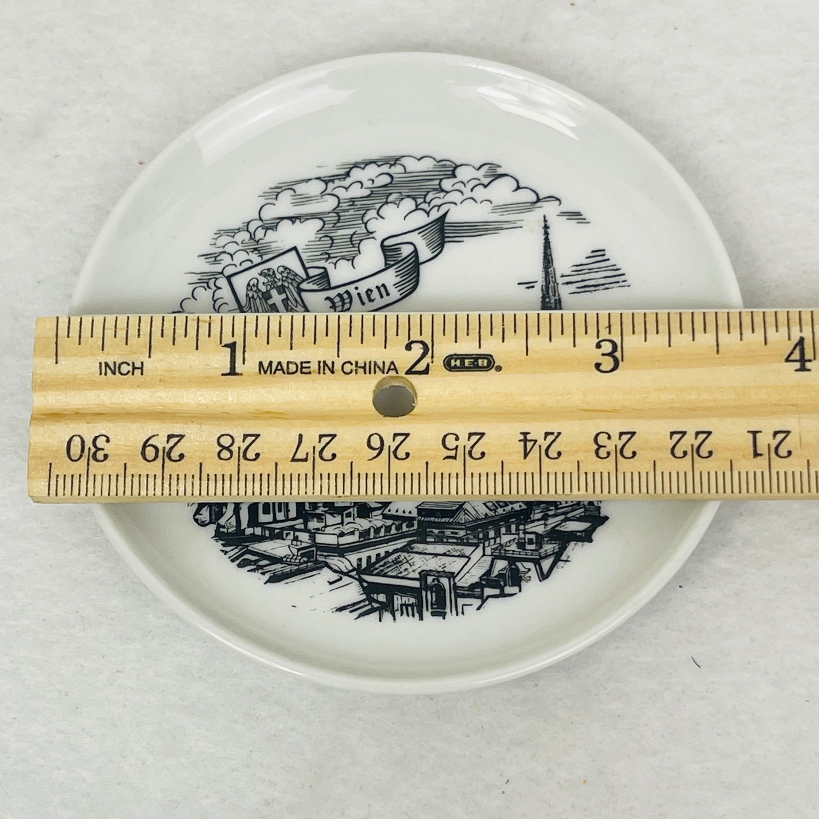 Hassenpflug Handarbeit Wien Vienna Souvenir Plate Black White Skyline 4 Inch