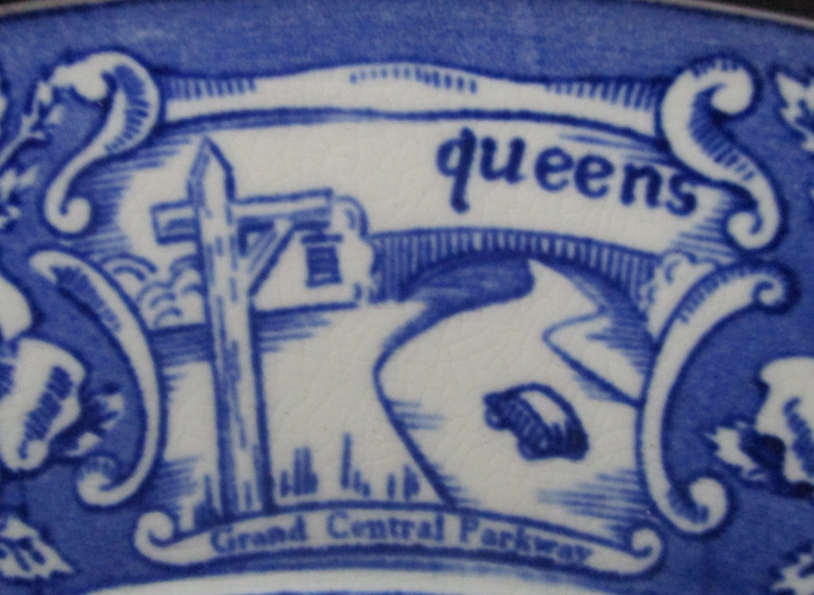 1936 Souvenir Wedgwood Plate Tercentenary Long Island New York Brooklyn Bridge