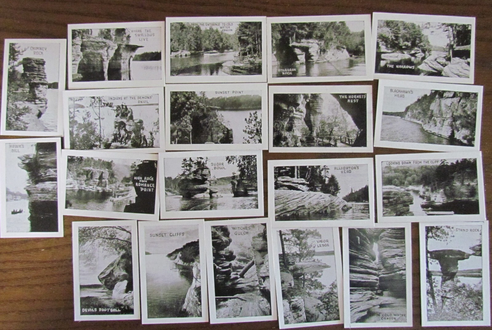 1920’s, SOUVENIR PHOTO-TONES MINIATURES OF 20 PICTURE OF WISCONSIN DELLS, WIS.