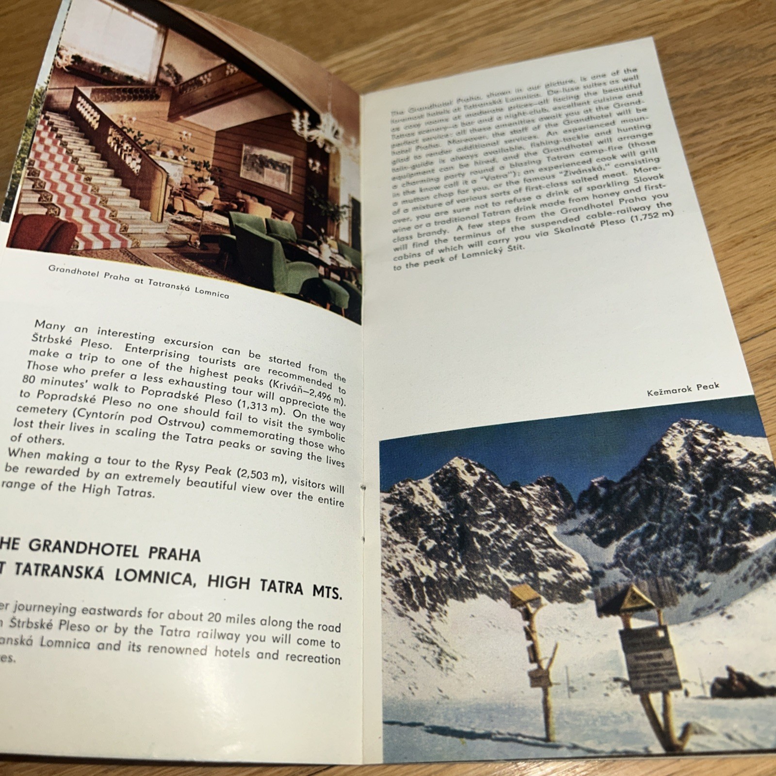 1960 CZECHOSLOVAKIA NORTHERN SLOVAKIA Brochure / Map