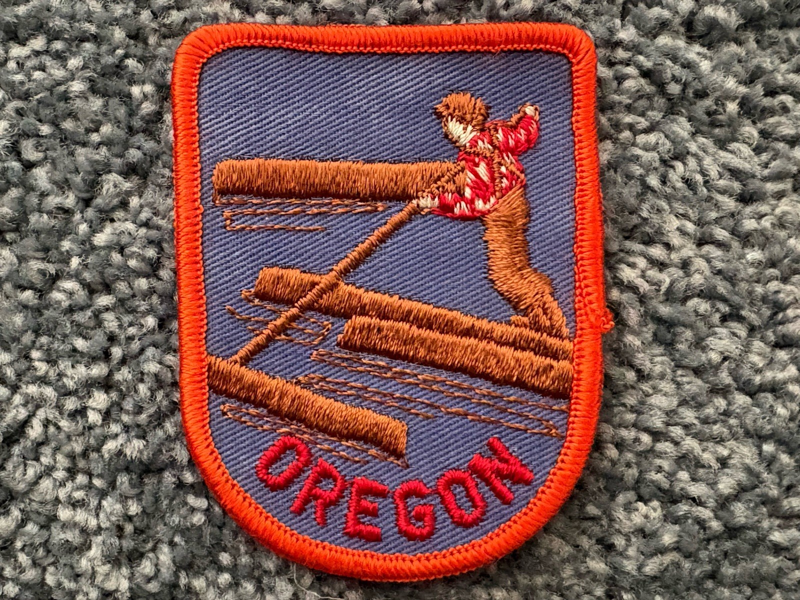 Lot of 3 UNUSED Vintage Travel / Souvenir Patches ALASKA IOWA OREGON hat jacket