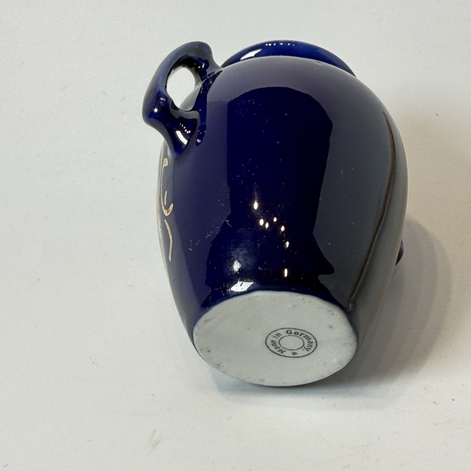 STATUE OF LIBERTY NY NEW YORK Souvenir Porcelain Trinket ANTIQUE COBALT