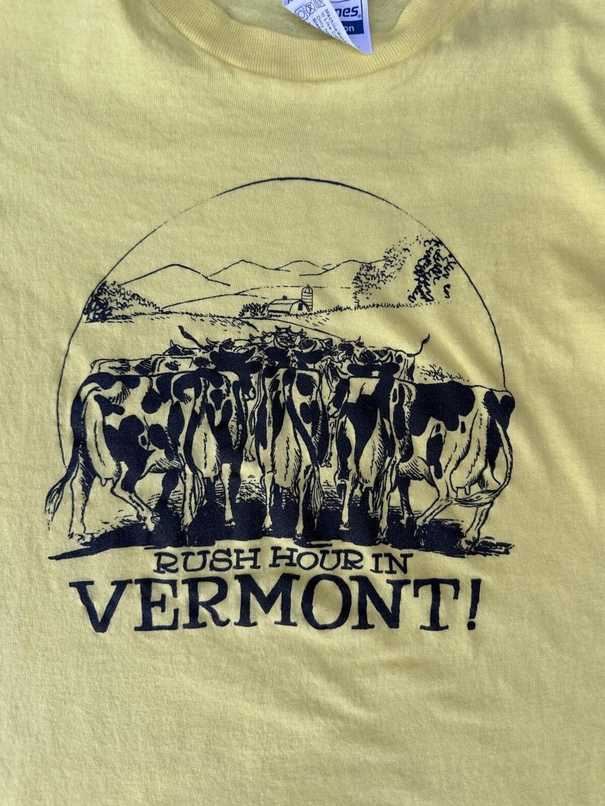 Yellow Hanes ‘Rush Hour in Vermont!’ Graphic T-Shirt 100% Cotton
