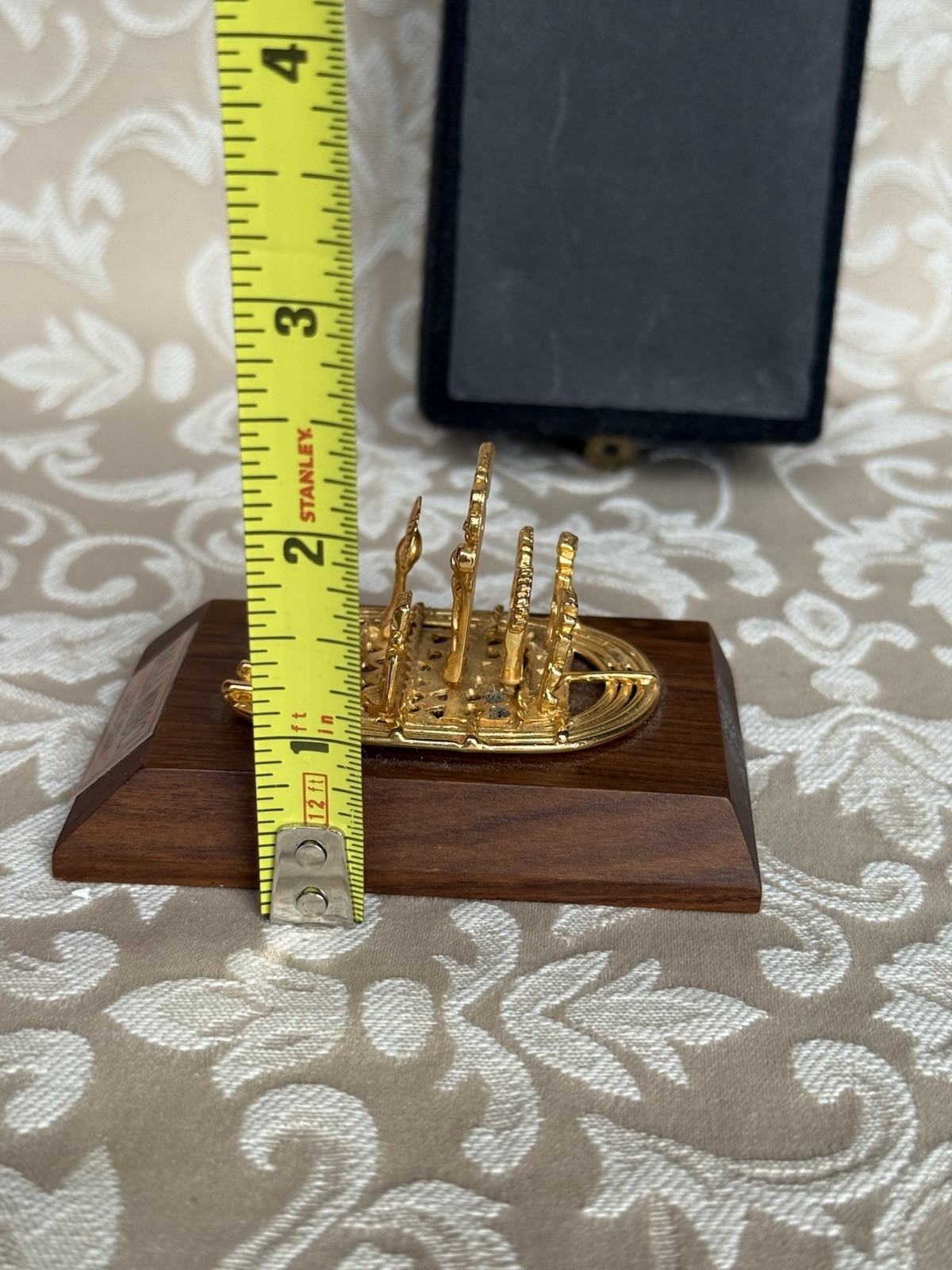 Balsa Muisca Columbia Replica 24K Gold Plated With Base And Case