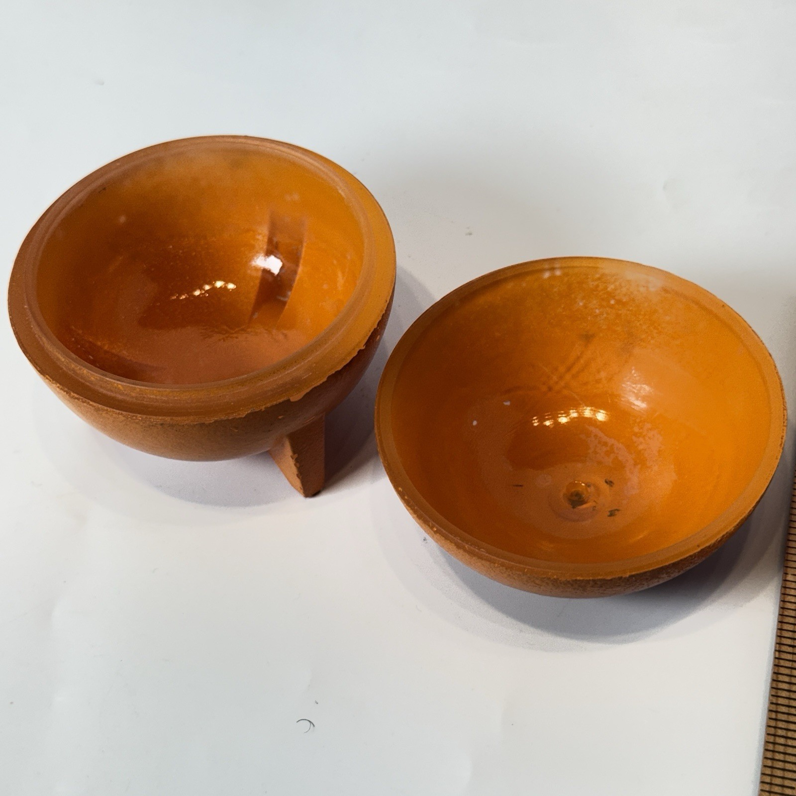 BRADENTON , FLORIDA FL Souvenir Orange Deco Shaped Flashed Glass Footed Dish
