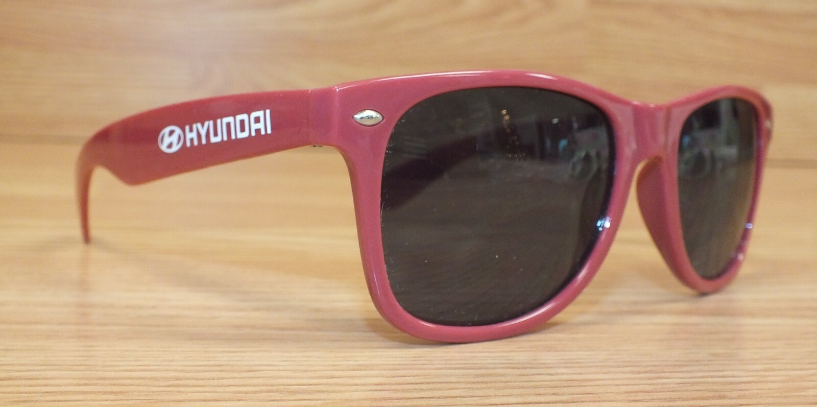 Unbranded Maroon Colored Florida State Hyundai Unisex Souvenir Sunglasses