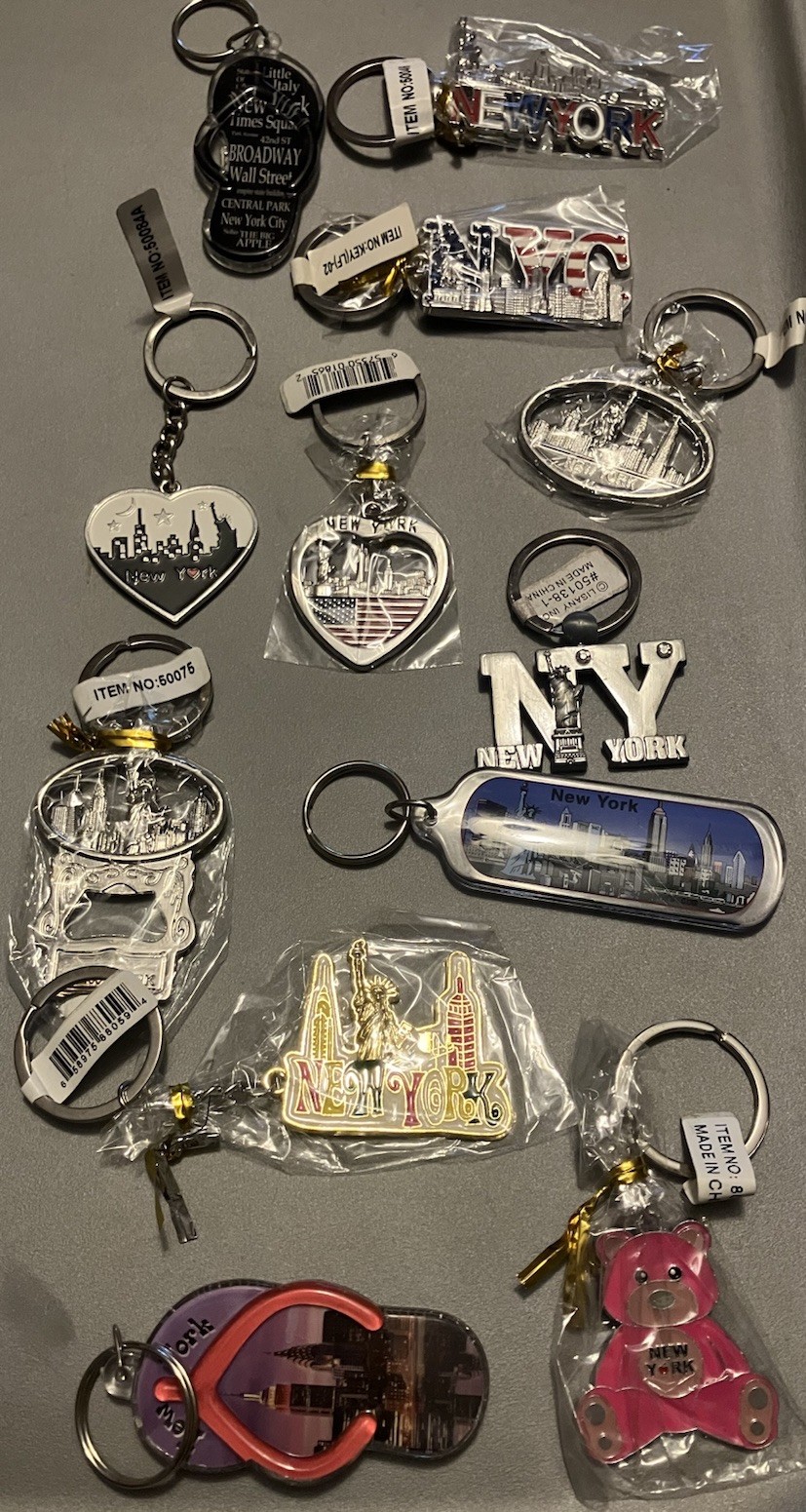 12 Pack New York City Metal Keychains KeyRing Souvenir Collection, NYC Gift Set