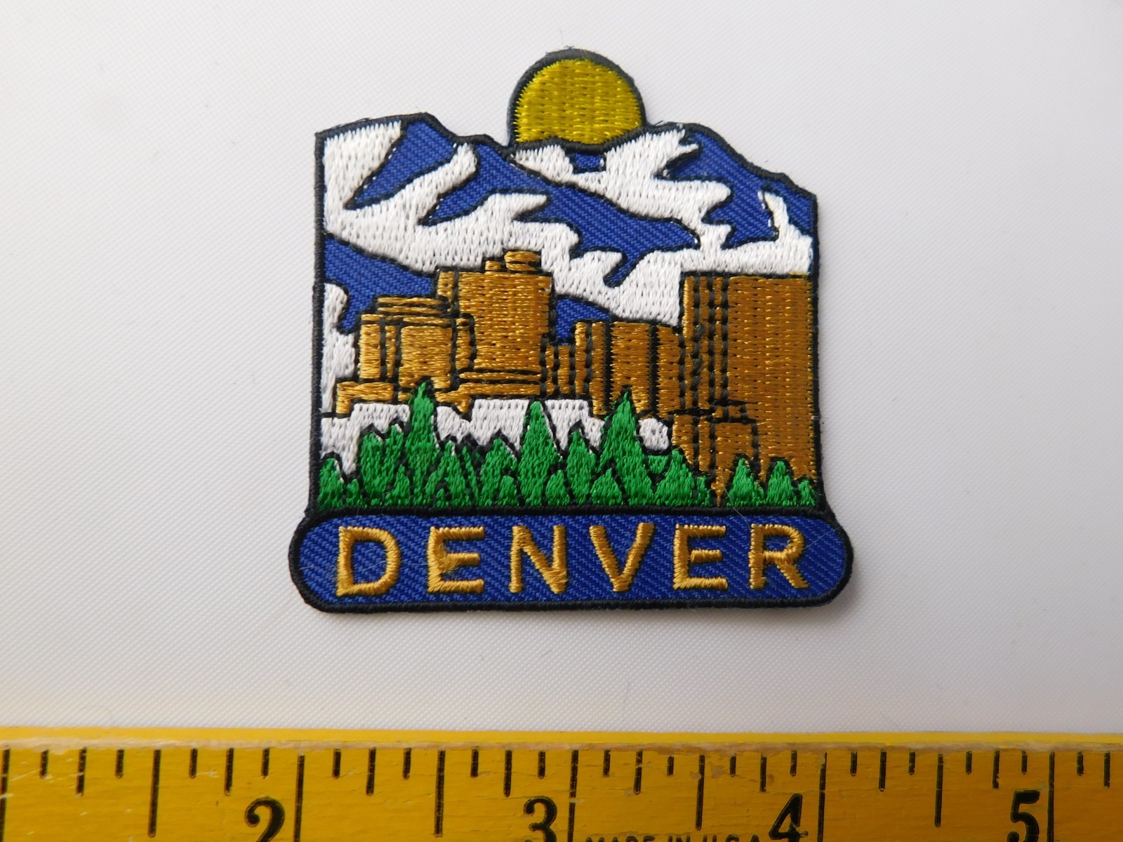 DENVER CITY SCAPE PATCH VINTAGE COLORADO TRAVEL SOUVENIR MOUNTAINS BUILDINGS